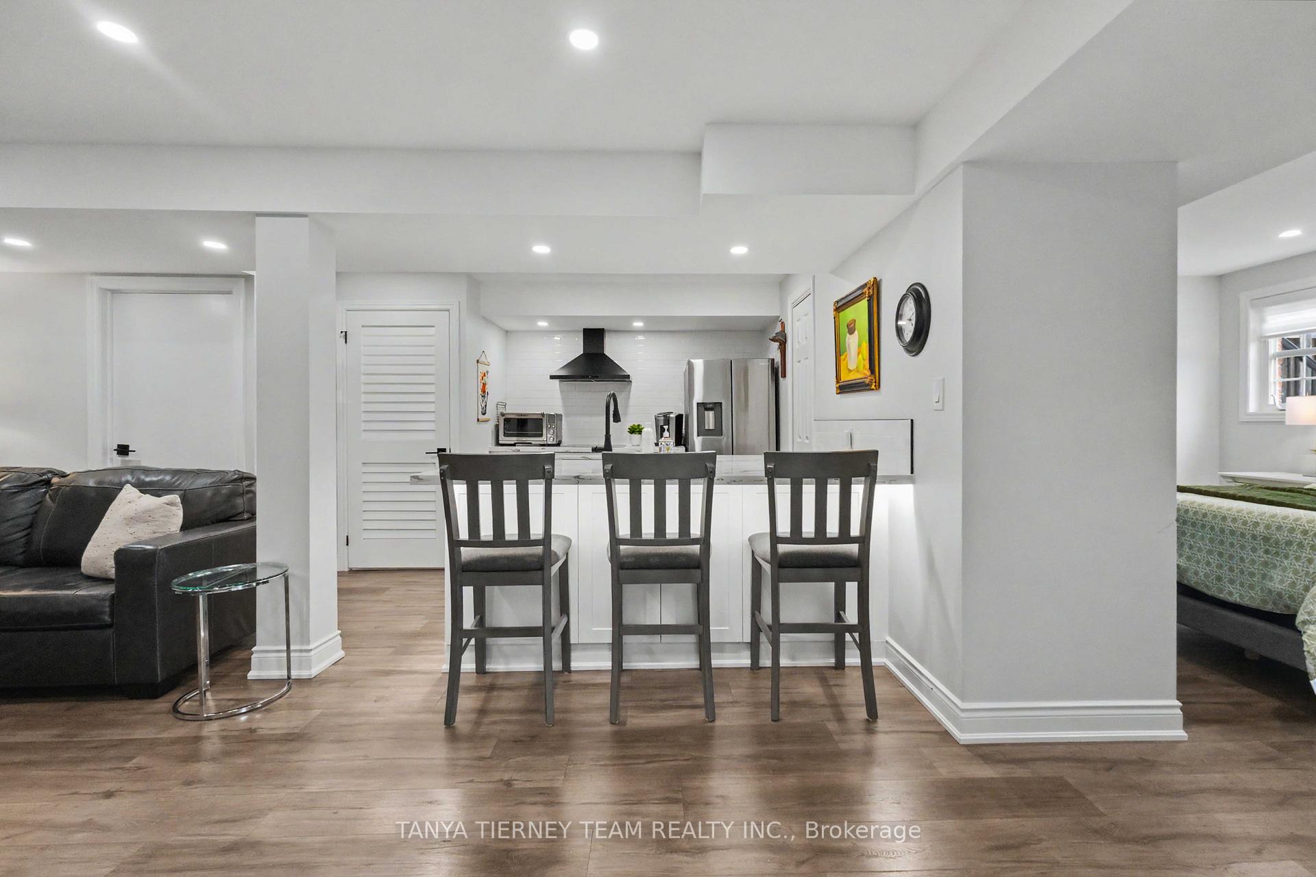 Photo 34 of 96 Mildenhall Place, Whitby, Brooklin — HOMEH