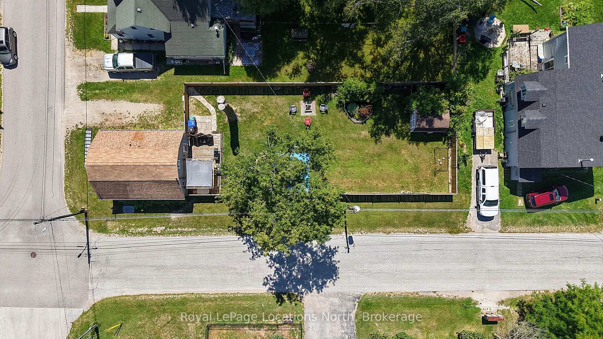 Photo 27 of 204 Sutherland Street N, Clearview, Stayner — HOMEH