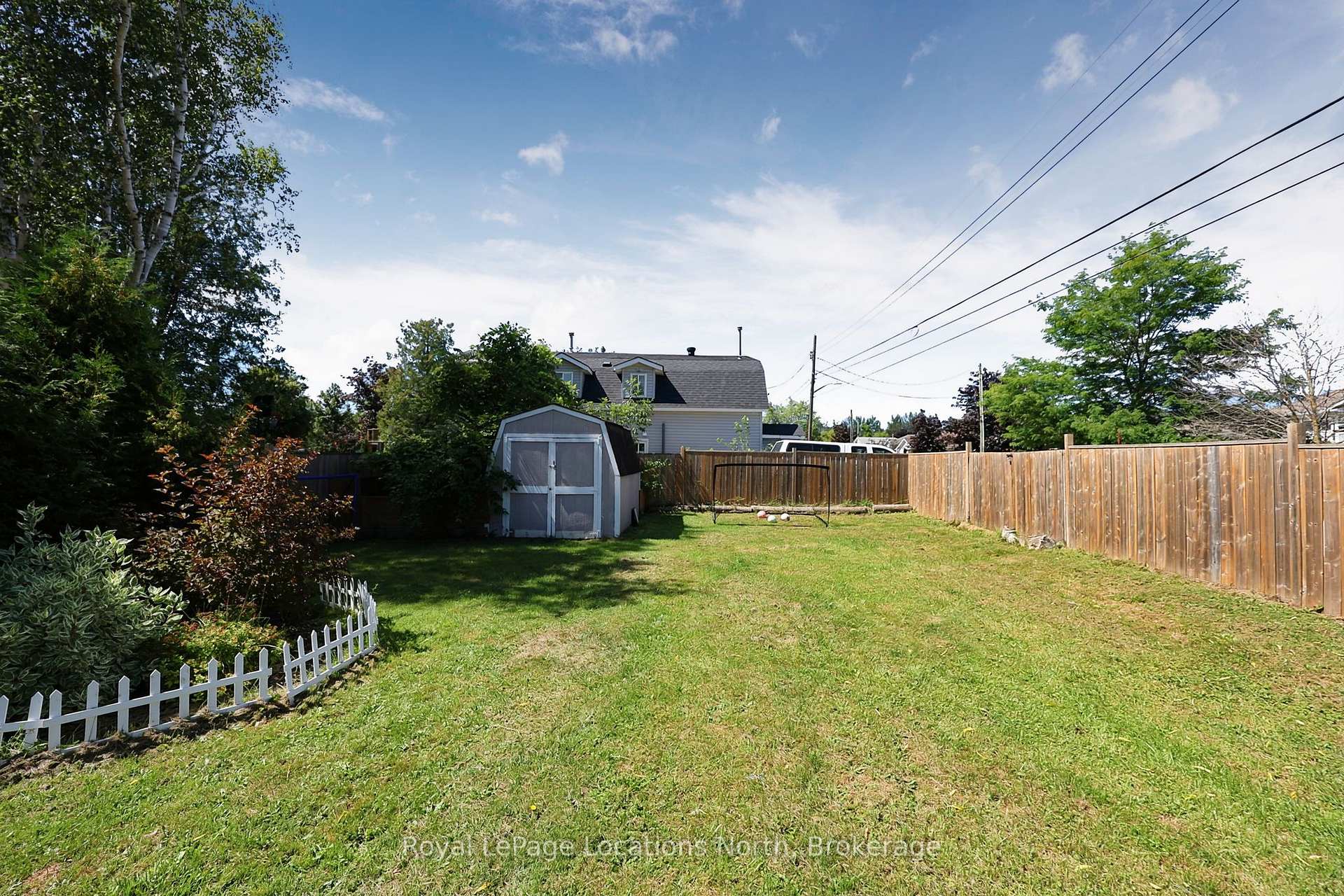 Photo 31 of 204 Sutherland Street N, Clearview, Stayner — HOMEH