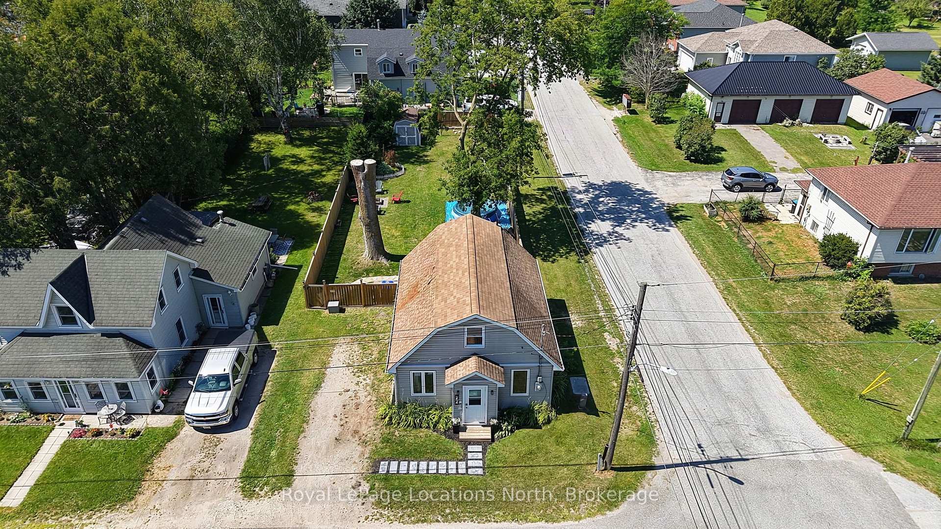 Photo 36 of 204 Sutherland Street N, Clearview, Stayner — HOMEH