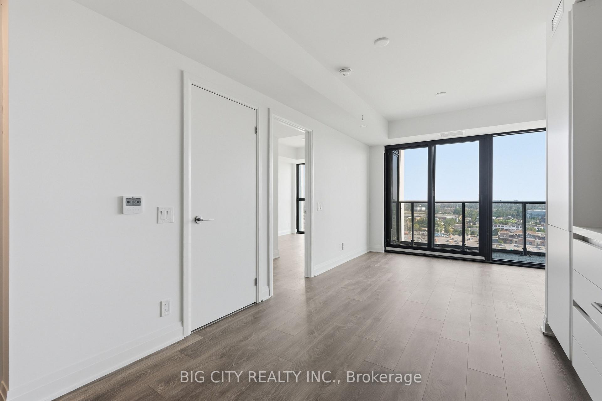 Photo 7 of Unit 1611, 25 Frederick Todd Way, Toronto, Leaside — HOMEH