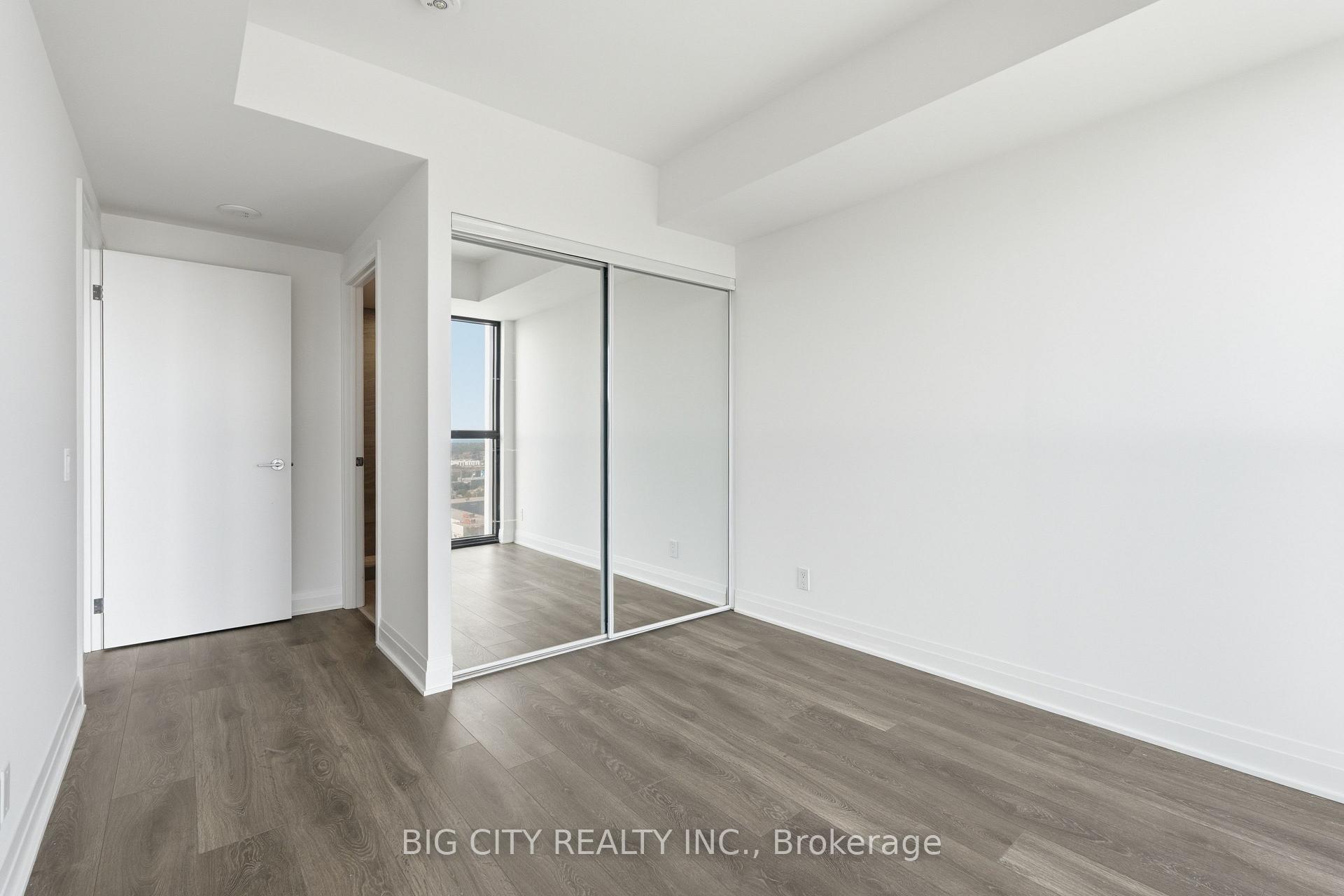 Photo 18 of Unit 1611, 25 Frederick Todd Way, Toronto, Leaside — HOMEH
