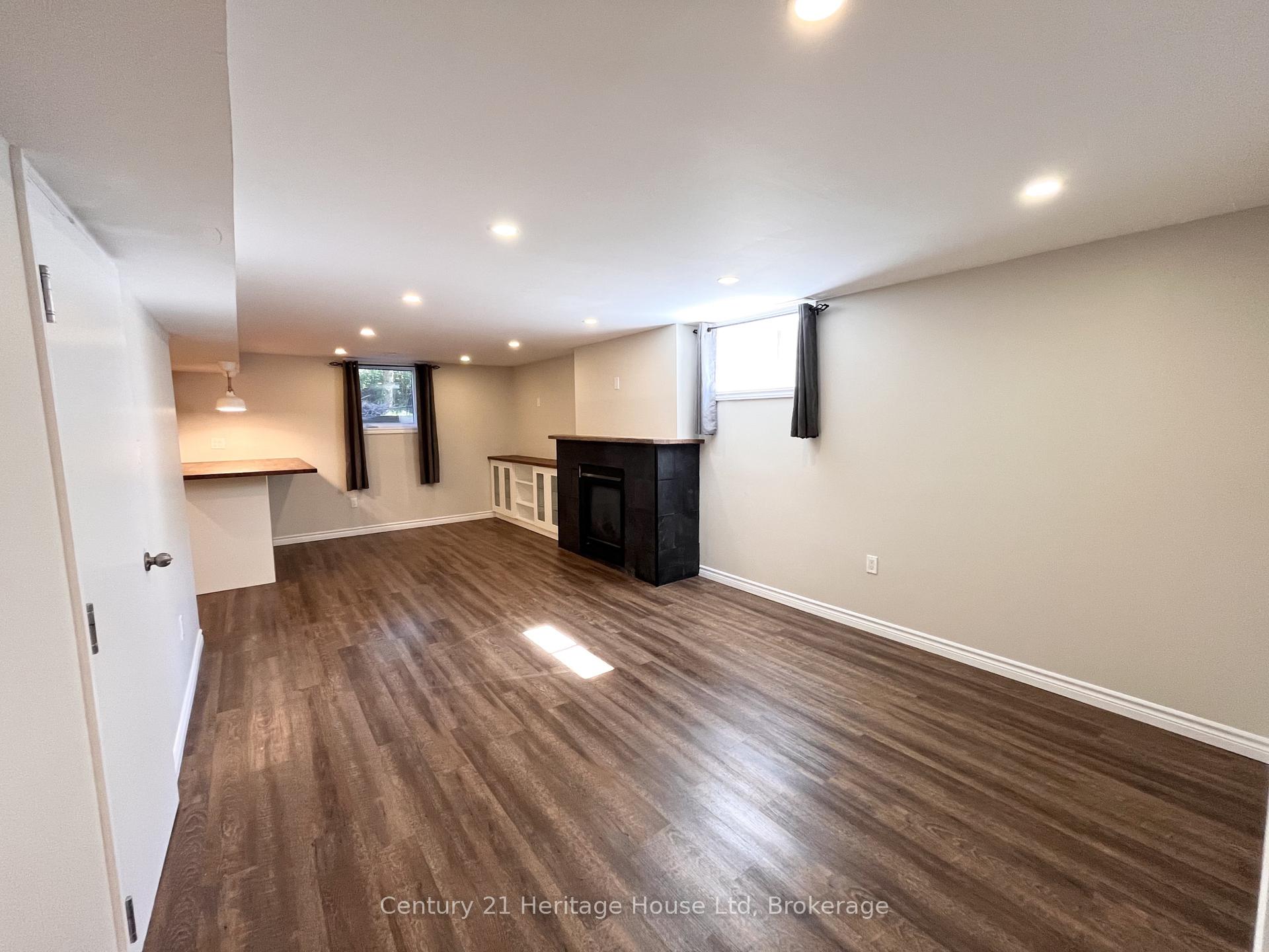 Photo 12 of 621 Eramosa Road, Guelph, Grange Road — HOMEH