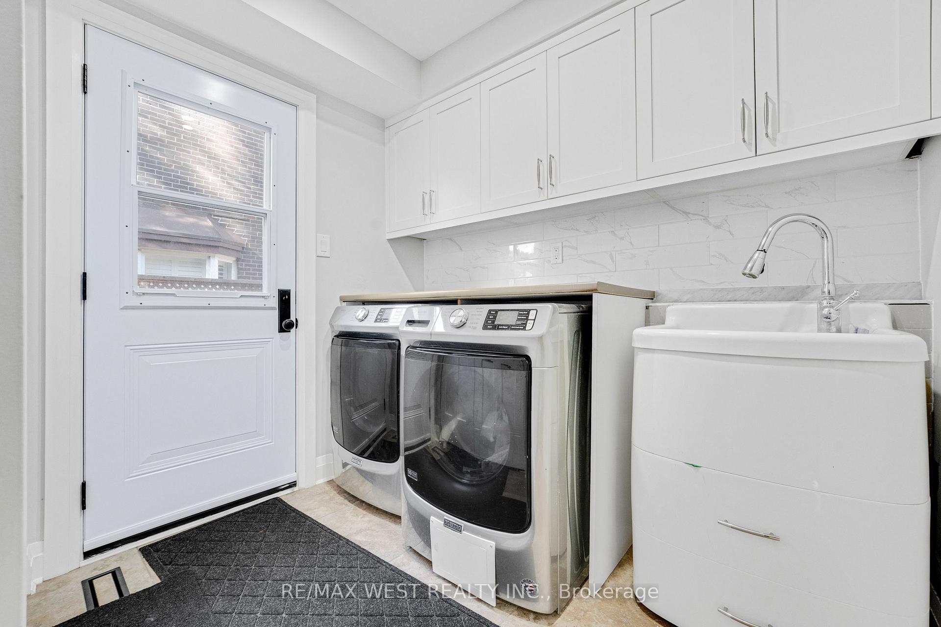 Photo 18 of 1136 Goodson Crescent, Oakville, Wedgewood Creek — HOMEH