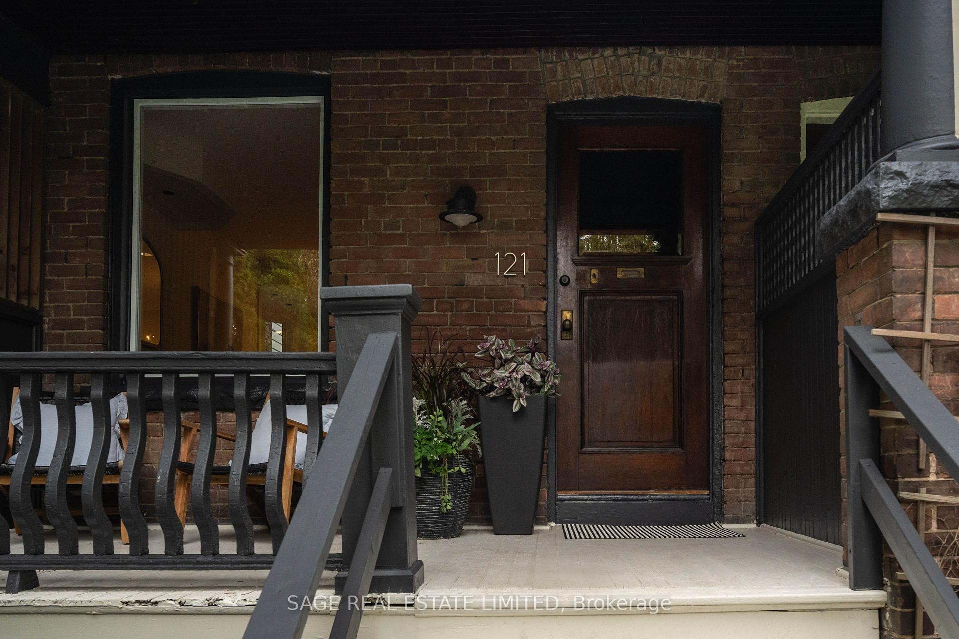 Photo 1 of 121 Glendale Avenue, Toronto, Roncesvalles — HOMEH