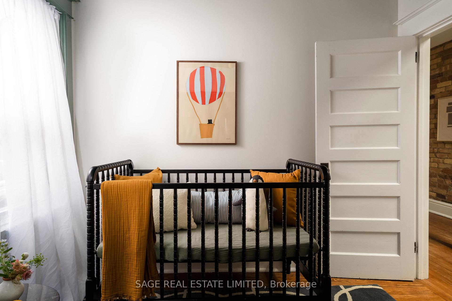 Photo 23 of 121 Glendale Avenue, Toronto, Roncesvalles — HOMEH