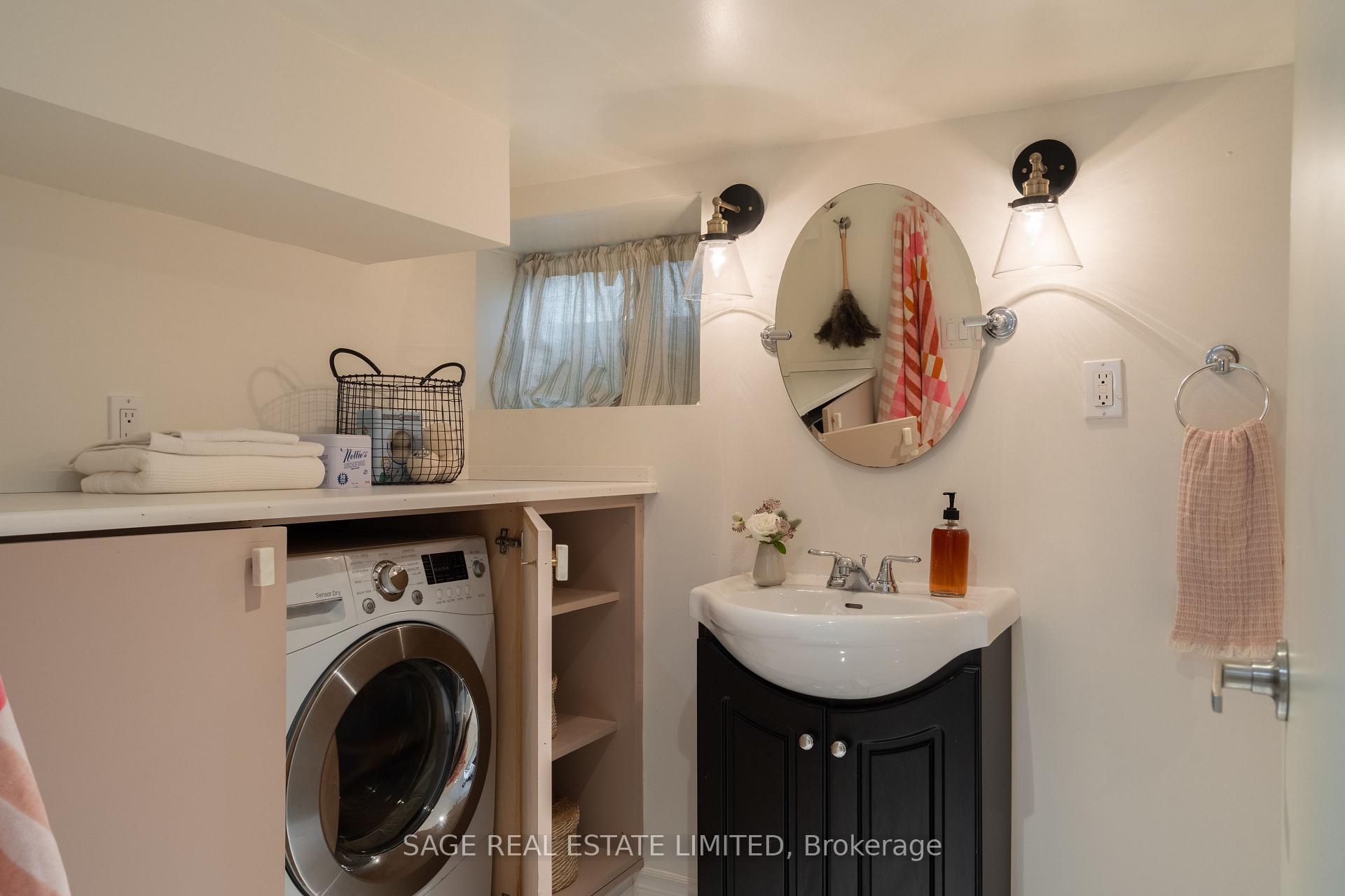Photo 30 of 121 Glendale Avenue, Toronto, Roncesvalles — HOMEH