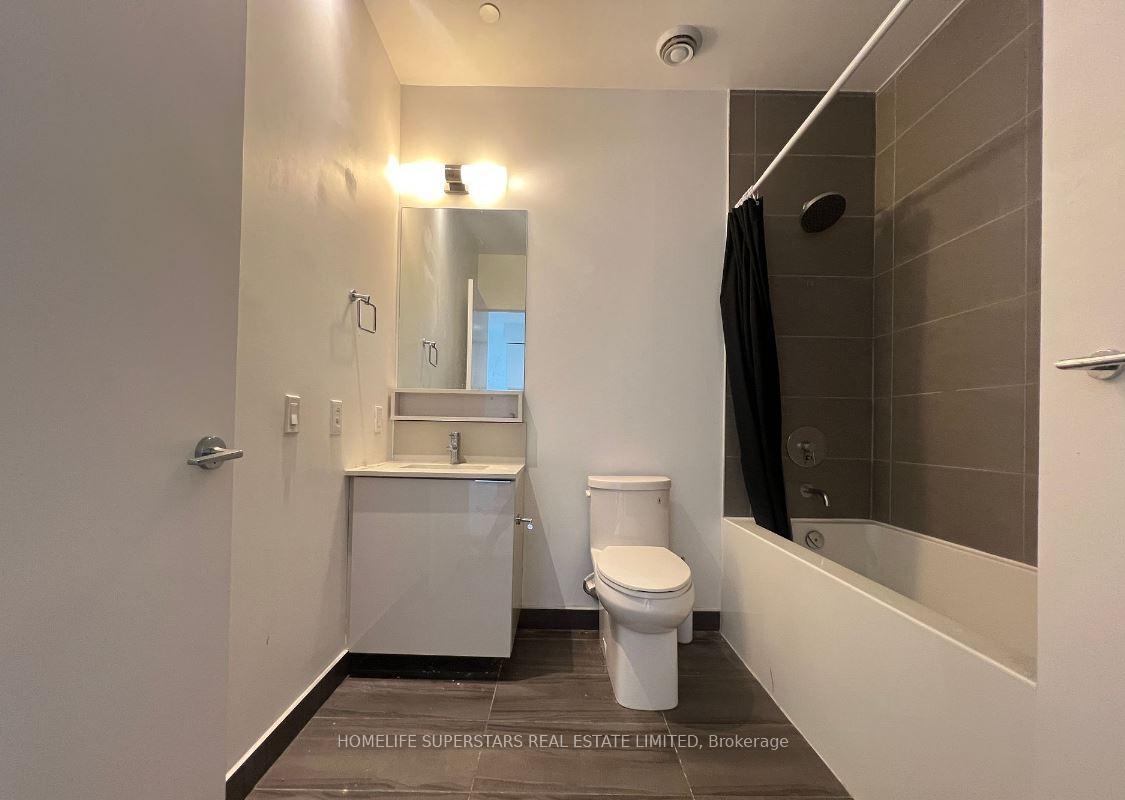 Photo 7 of Unit 3801, 950 Portage Parkway, Vaughan, Vaughan Corporate Centre — HOMEH
