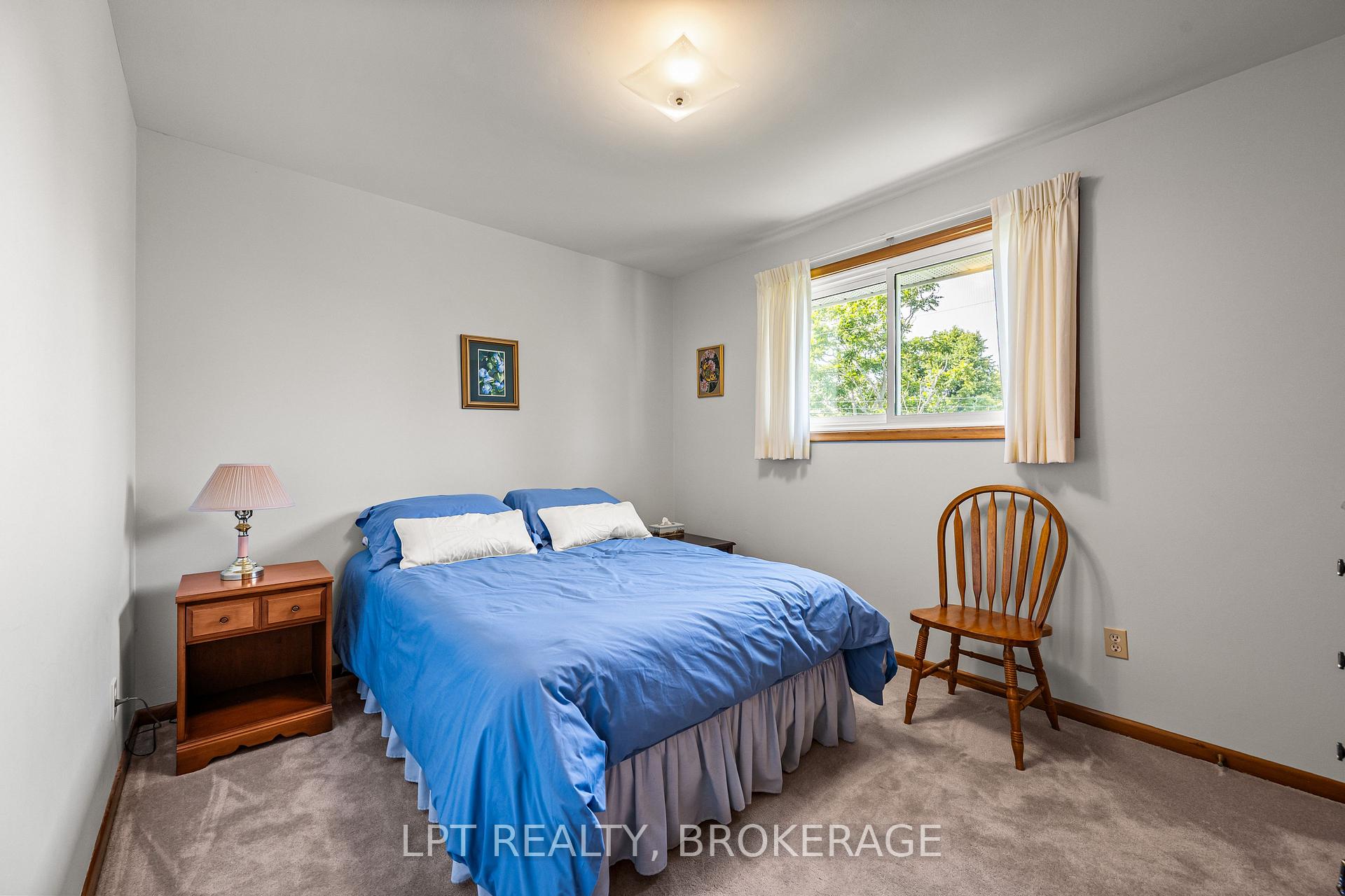 Photo 51 of 124 Campbell Crescent, Kingston, Central City West — HOMEH