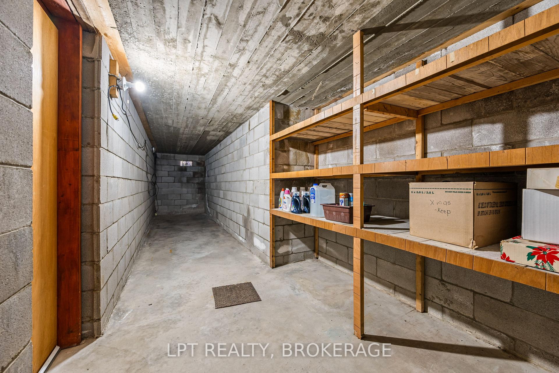 Photo 75 of 124 Campbell Crescent, Kingston, Central City West — HOMEH