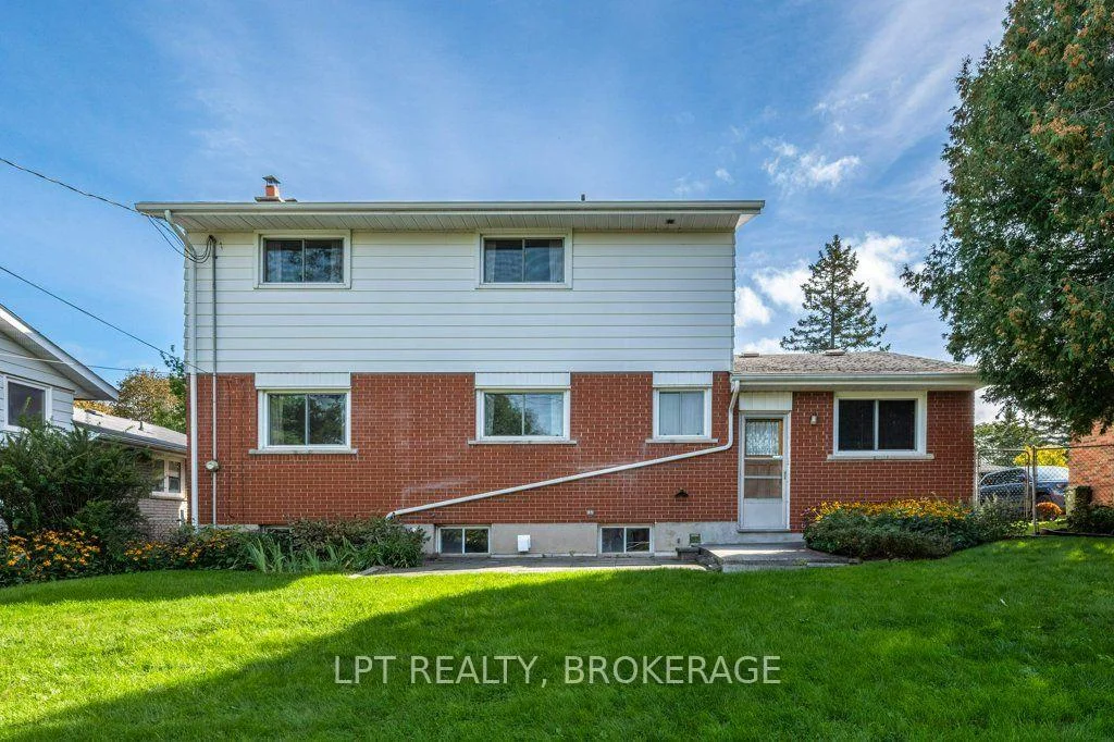 Photo 46 of 124 Campbell Crescent, Kingston, Central City West — HOMEH