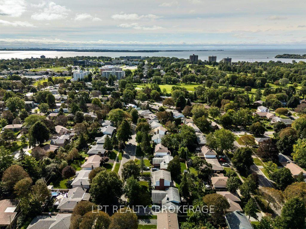 Photo 57 of 124 Campbell Crescent, Kingston, Central City West — HOMEH