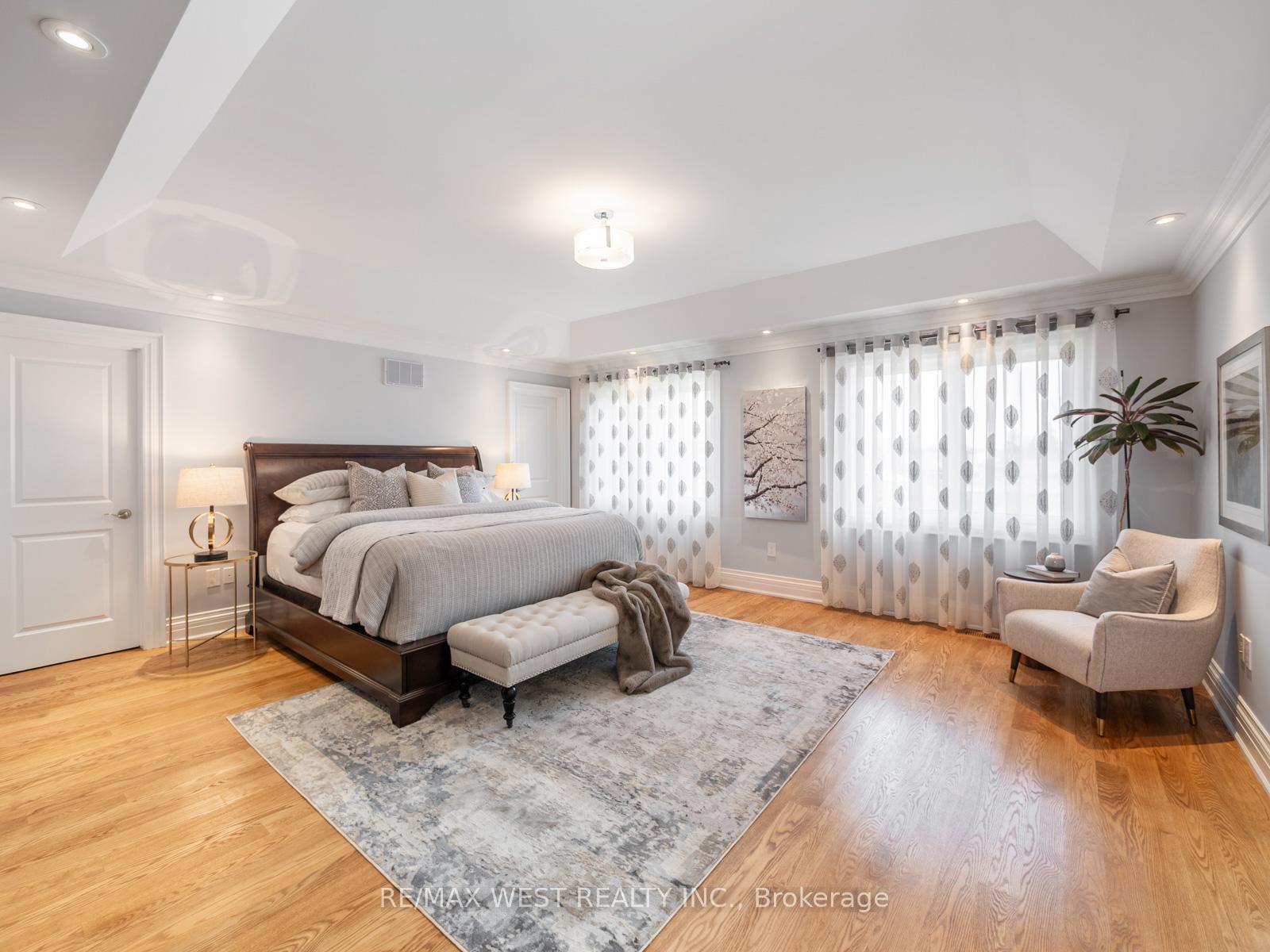 Photo 26 of 5 Paula Boulevard, Etobicoke, Alderwood — HOMEH