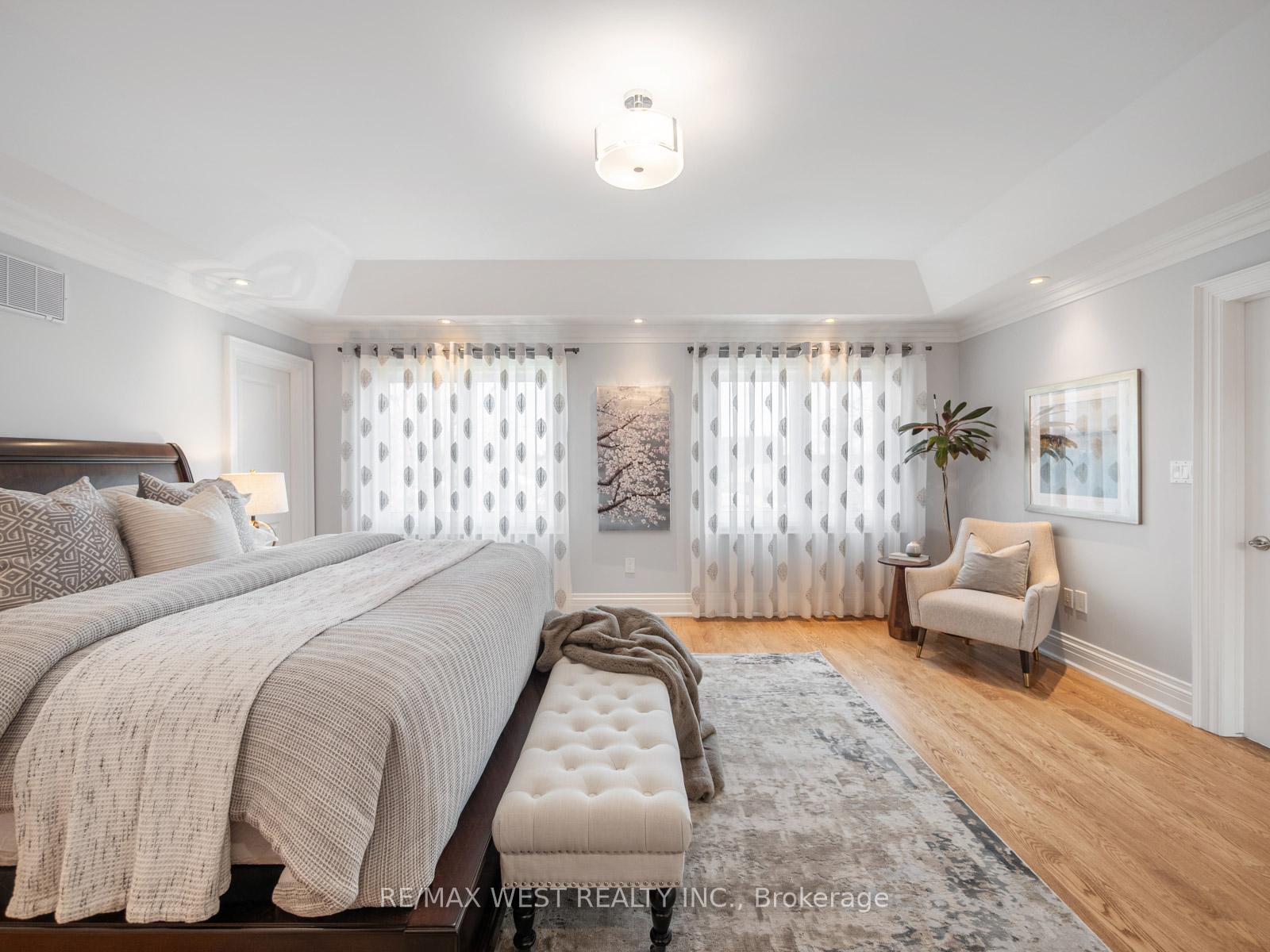 Photo 28 of 5 Paula Boulevard, Etobicoke, Alderwood — HOMEH