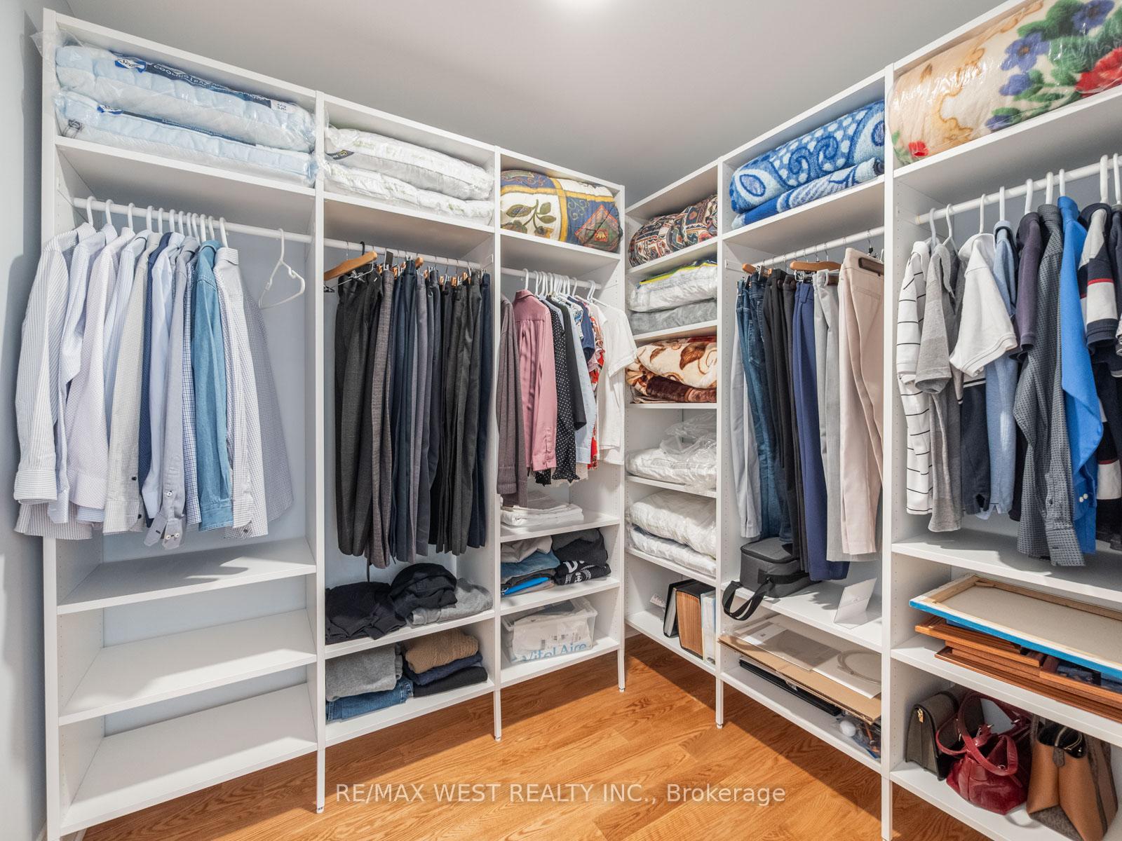 Photo 29 of 5 Paula Boulevard, Etobicoke, Alderwood — HOMEH