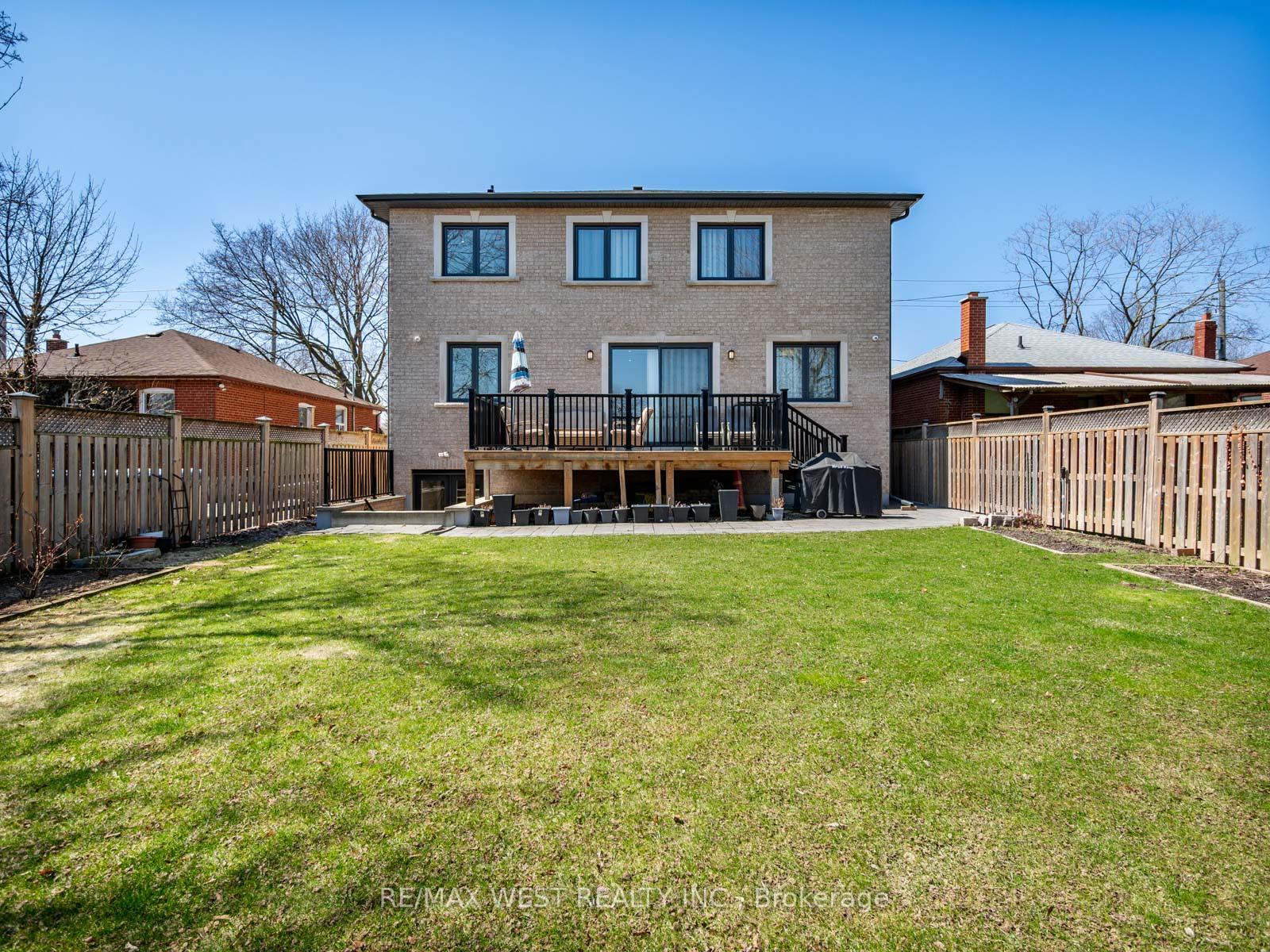 Photo 49 of 5 Paula Boulevard, Etobicoke, Alderwood — HOMEH