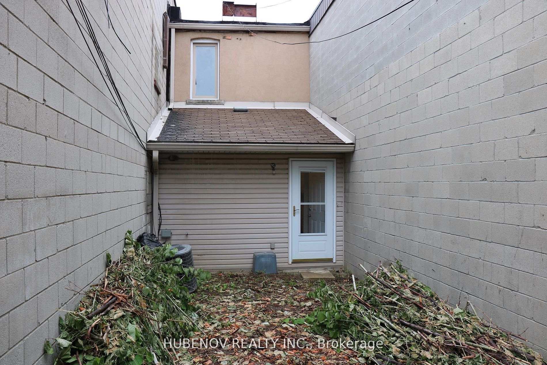 Photo 35 of 1261 St.Clair Avenue W, Toronto, Corso Italia-Davenport — HOMEH