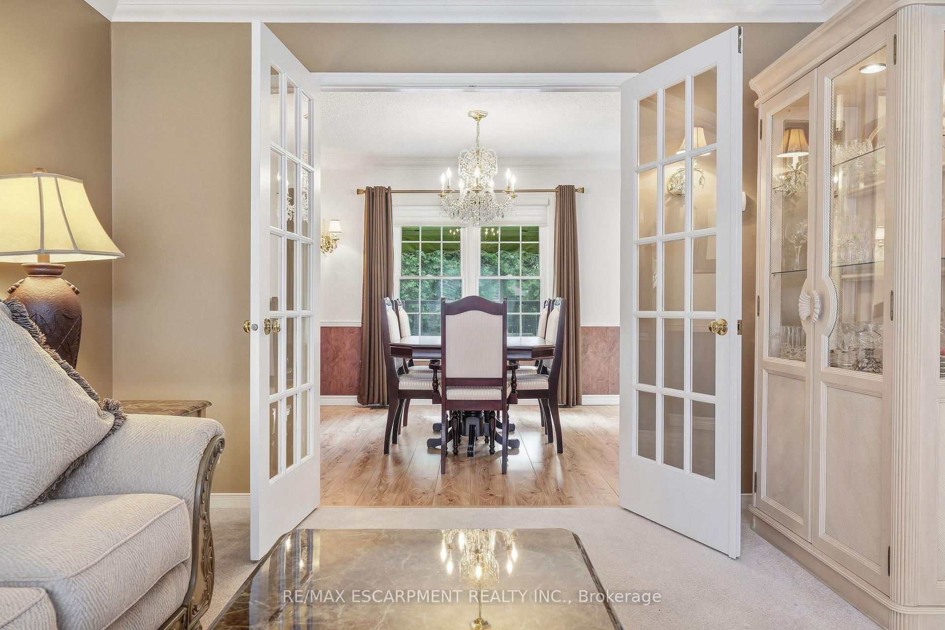 Photo 13 of 5 Michelle Drive, St. Catharines, Grapeview — HOMEH