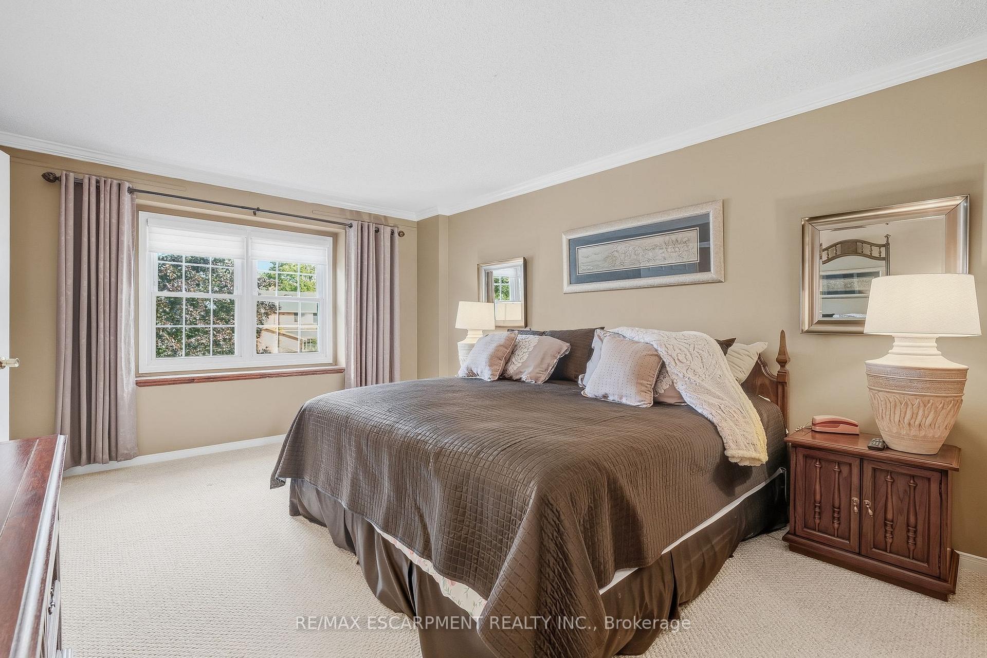 Photo 25 of 5 Michelle Drive, St. Catharines, Grapeview — HOMEH
