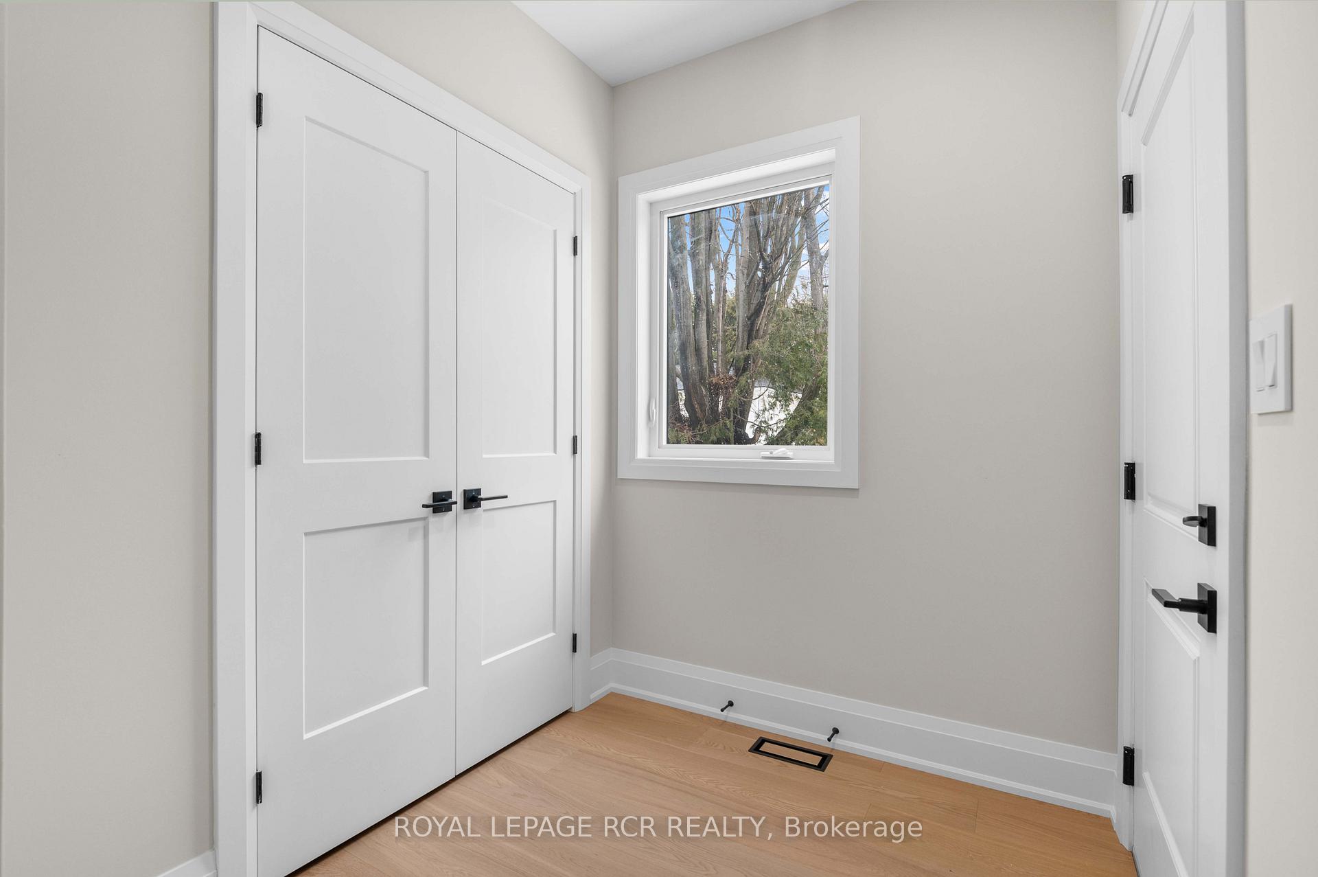 Photo 27 of 7 Henry Street, Orangeville — HOMEH