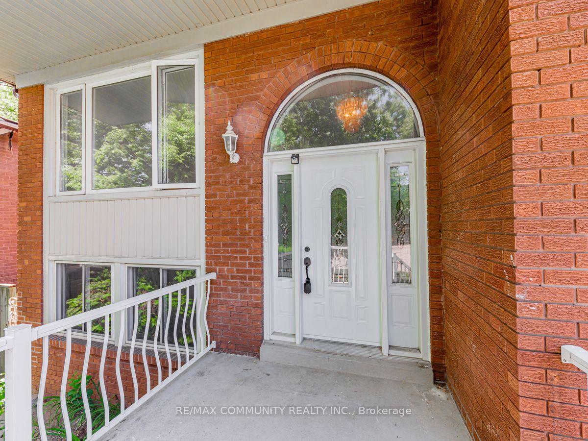 Photo 2 of Unit Main, 358 Morrish Road, Scarborough, Highland Creek — HOMEH
