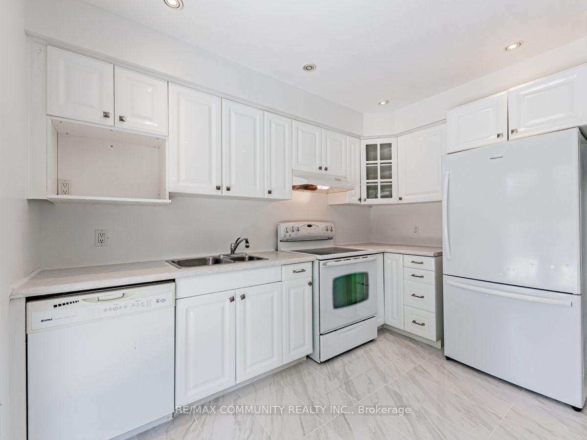 Photo 8 of Unit Main, 358 Morrish Road, Scarborough, Highland Creek — HOMEH