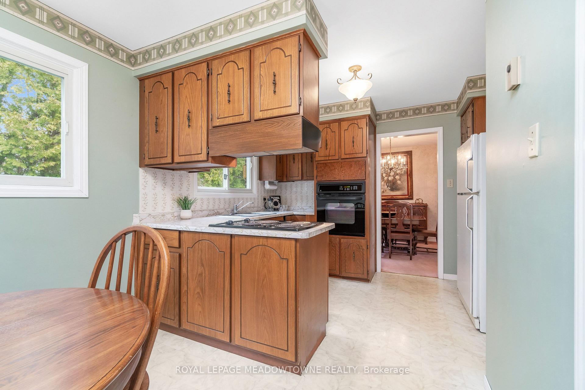 Photo 13 of 39 Wildwood Road, Halton Hills, Glen Williams — HOMEH
