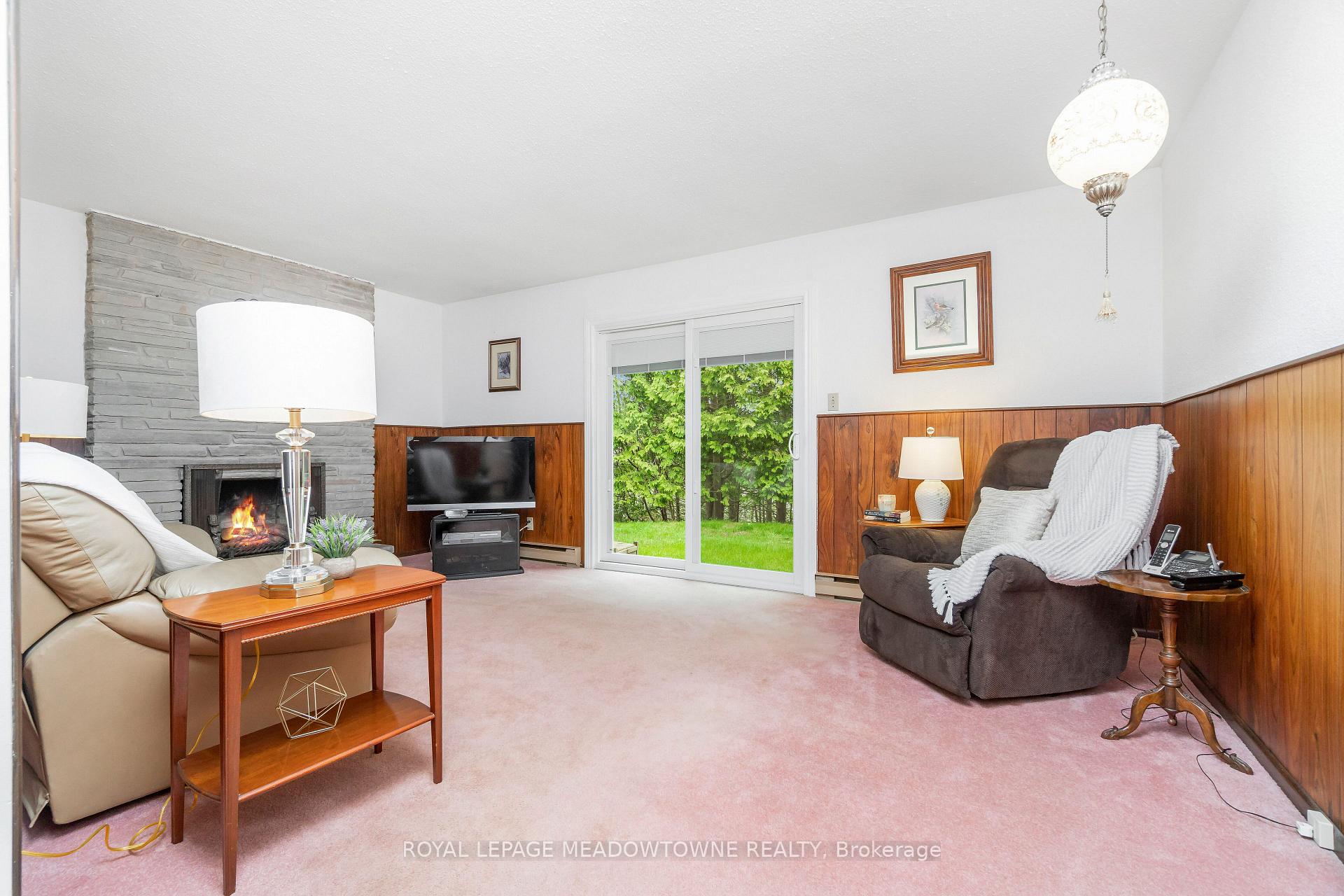 Photo 19 of 39 Wildwood Road, Halton Hills, Glen Williams — HOMEH