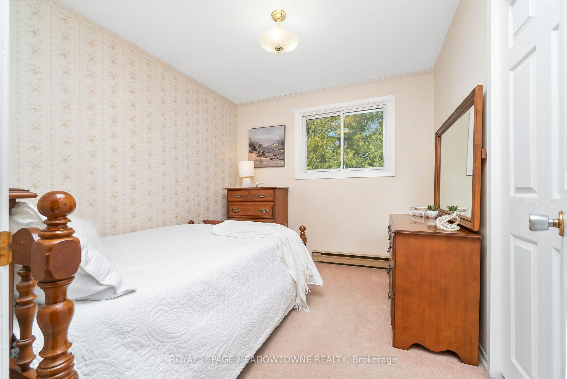 Photo 32 of 39 Wildwood Road, Halton Hills, Glen Williams — HOMEH