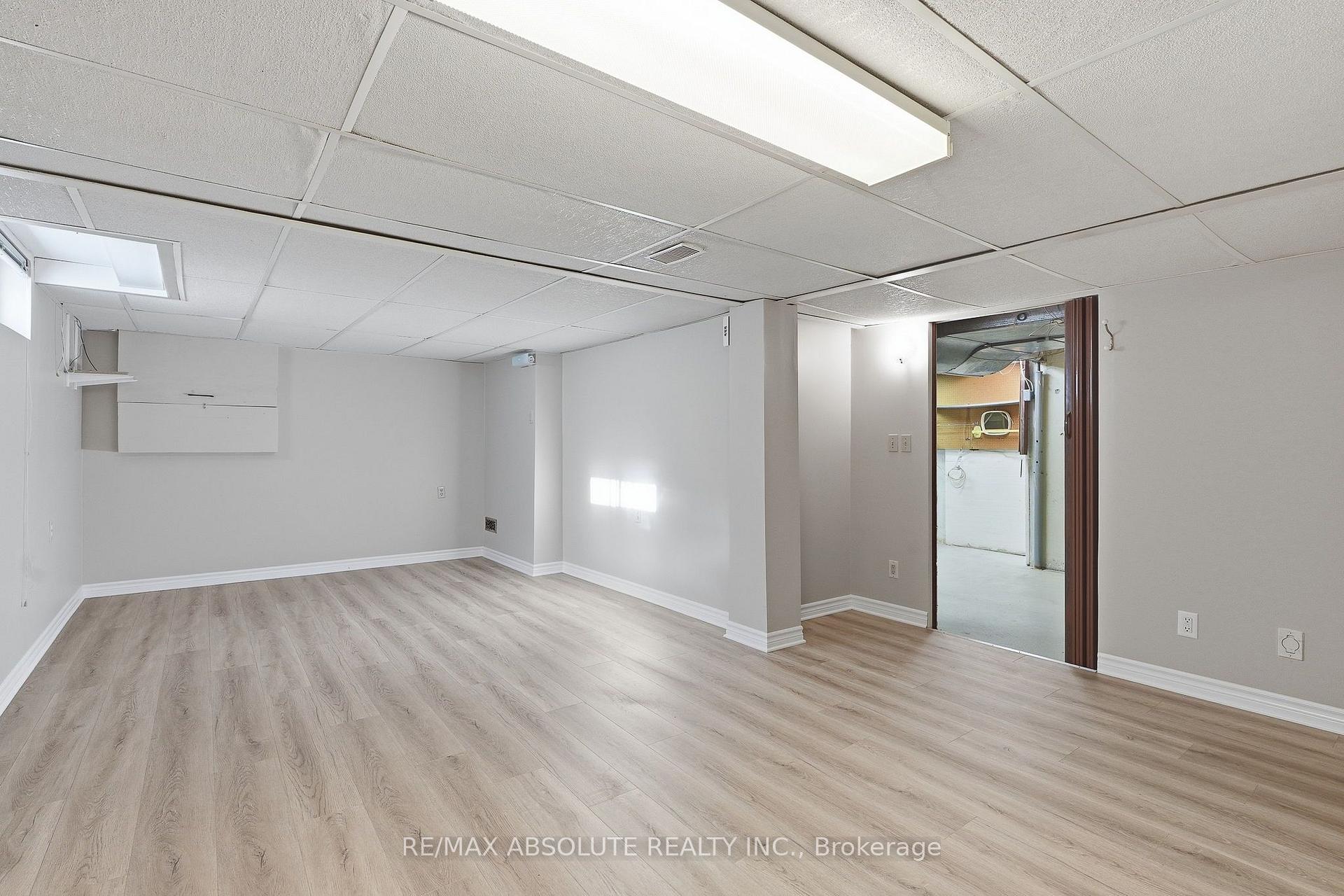 Photo 22 of 2034 Camrose Street, Ottawa, Elmvale Acres — HOMEH