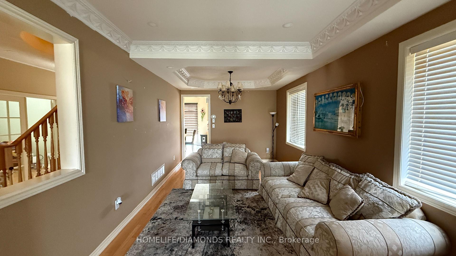 Photo 6 of 12 Oakhaven Road, Brampton, Bram East — HOMEH