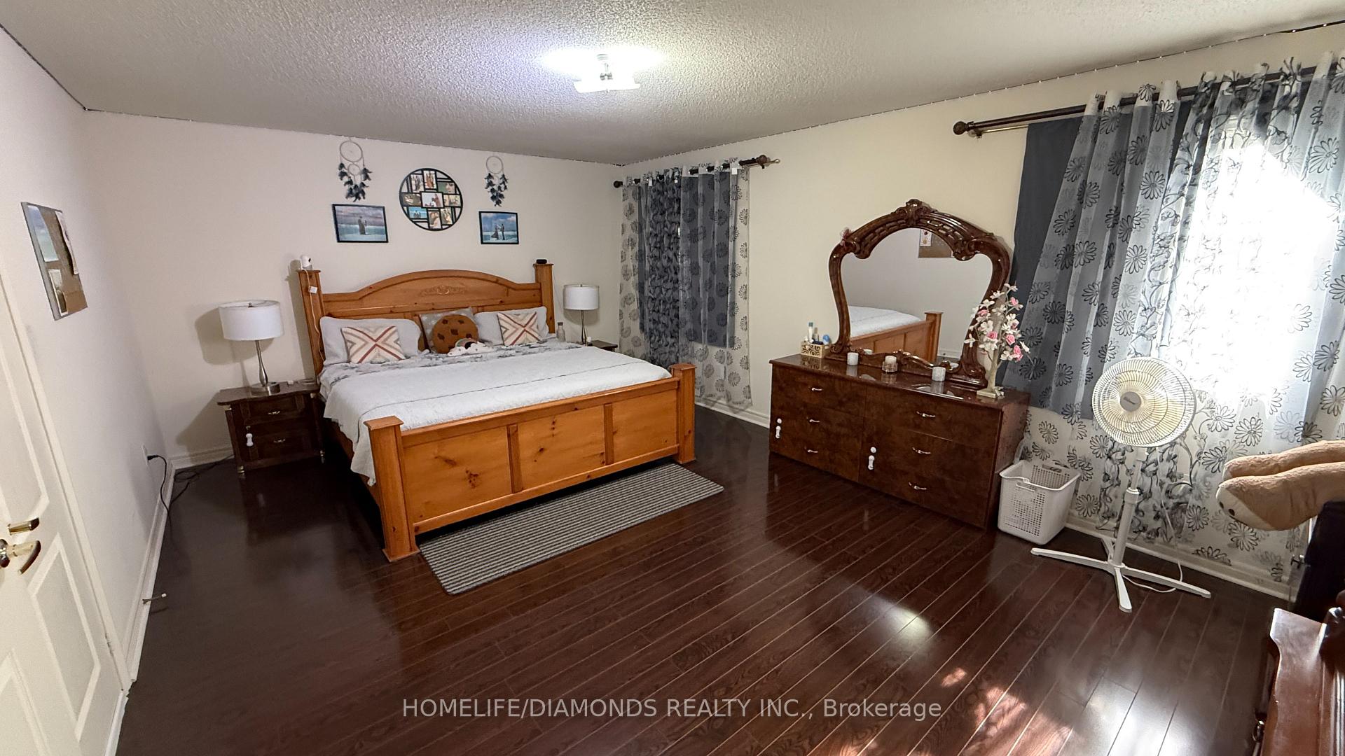 Photo 9 of 12 Oakhaven Road, Brampton, Bram East — HOMEH