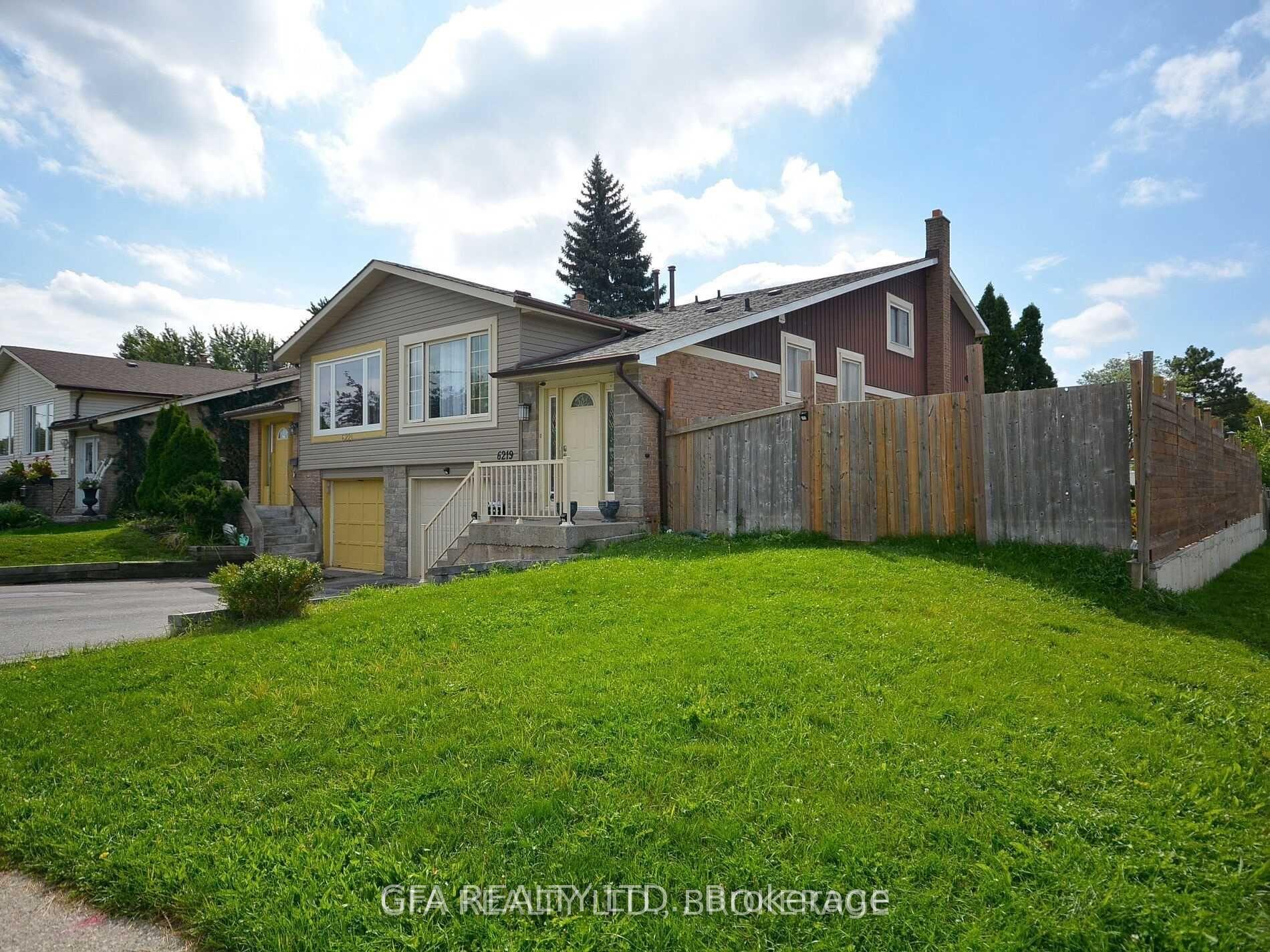 Photo 2 of 6219 Atherly Crescent, Mississauga, Meadowvale — HOMEH