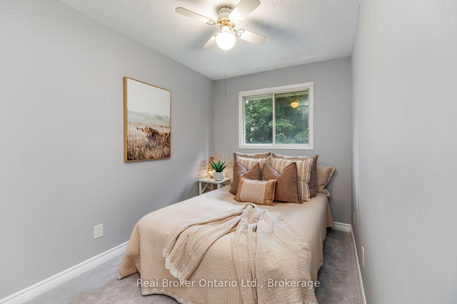 Photo 12 of 23 Mann Street, Clarington, Bowmanville — HOMEH