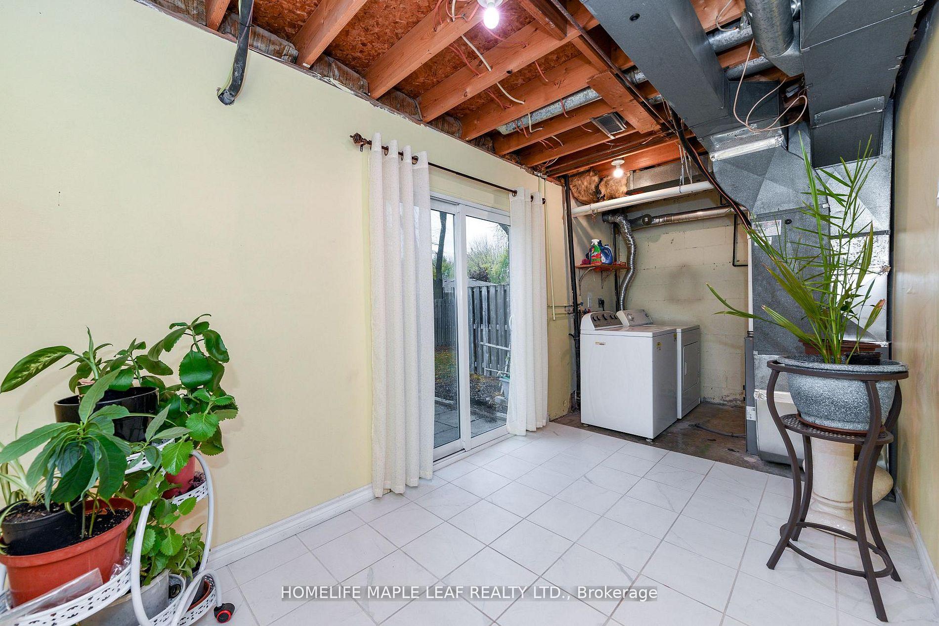 Photo 7 of 85 Enmount Drive, Brampton, Southgate — HOMEH