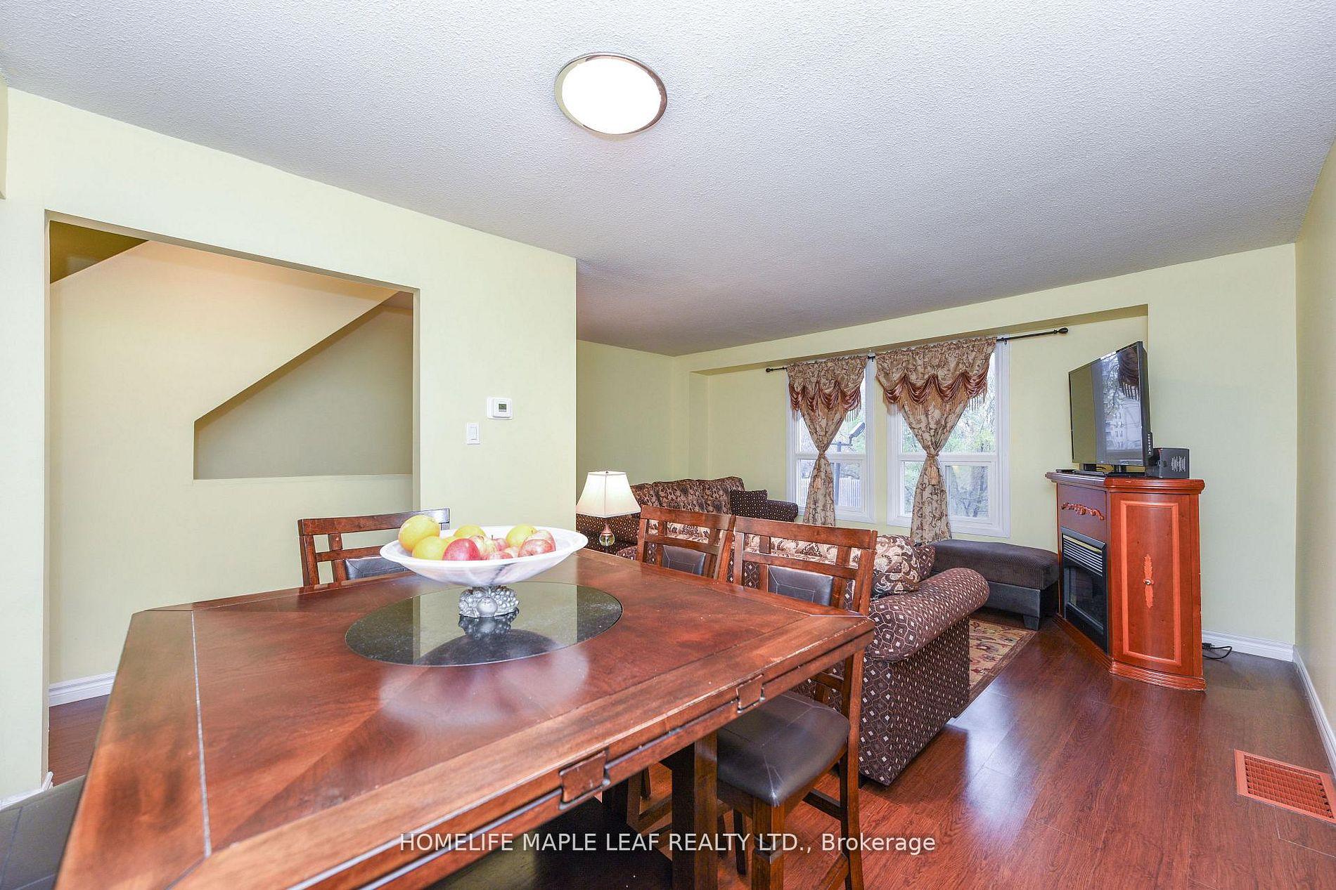 Photo 13 of 85 Enmount Drive, Brampton, Southgate — HOMEH