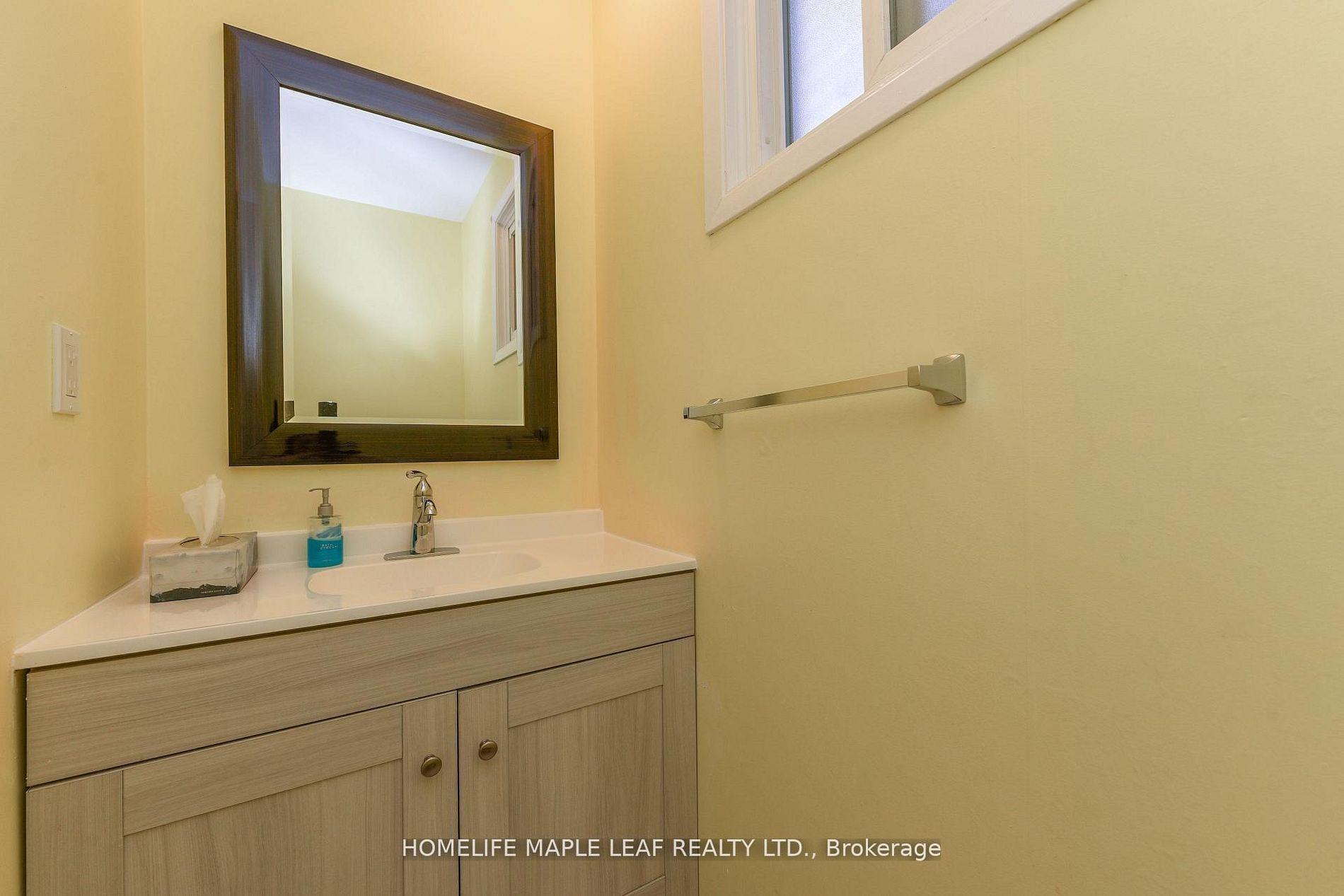 Photo 29 of 85 Enmount Drive, Brampton, Southgate — HOMEH
