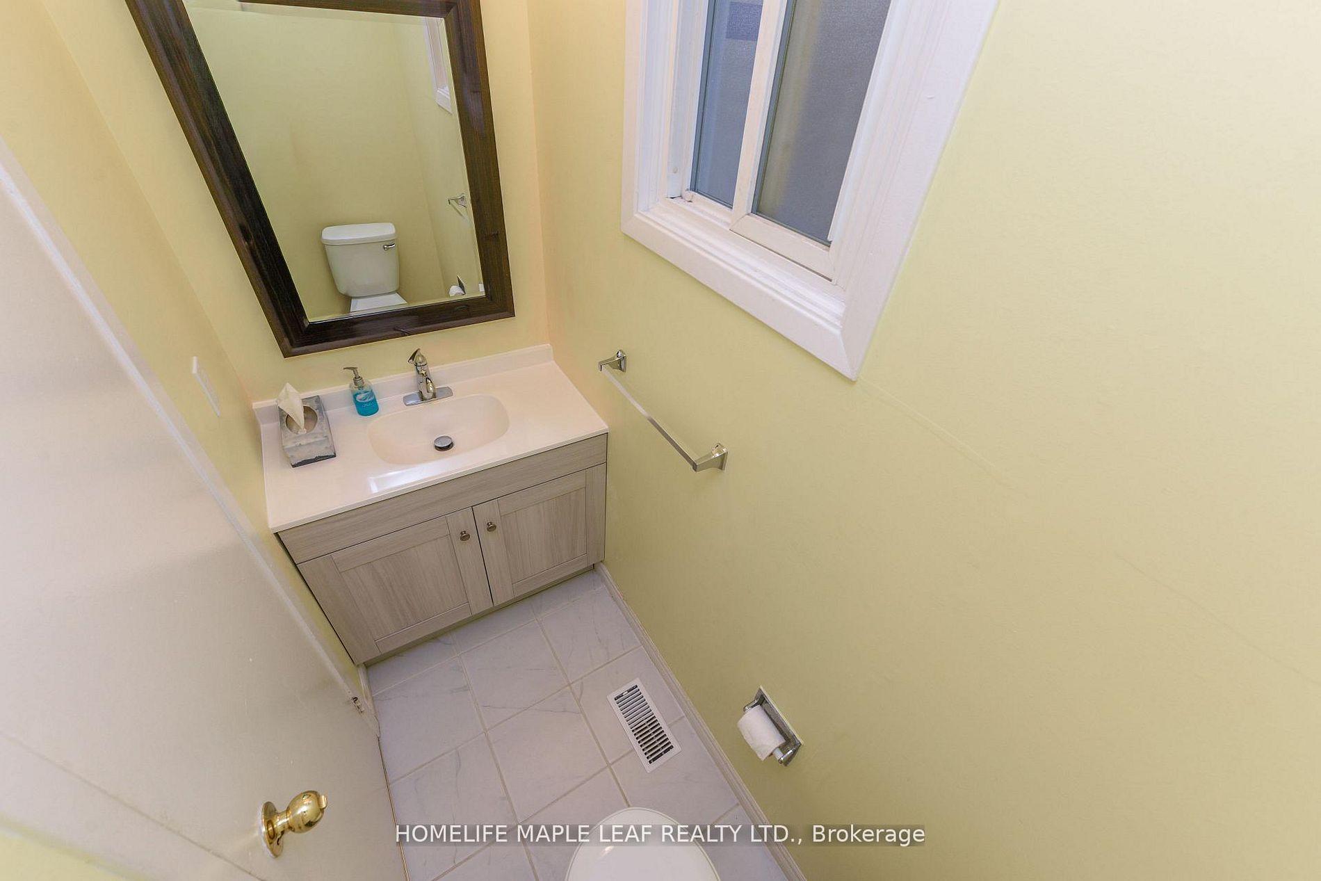 Photo 30 of 85 Enmount Drive, Brampton, Southgate — HOMEH