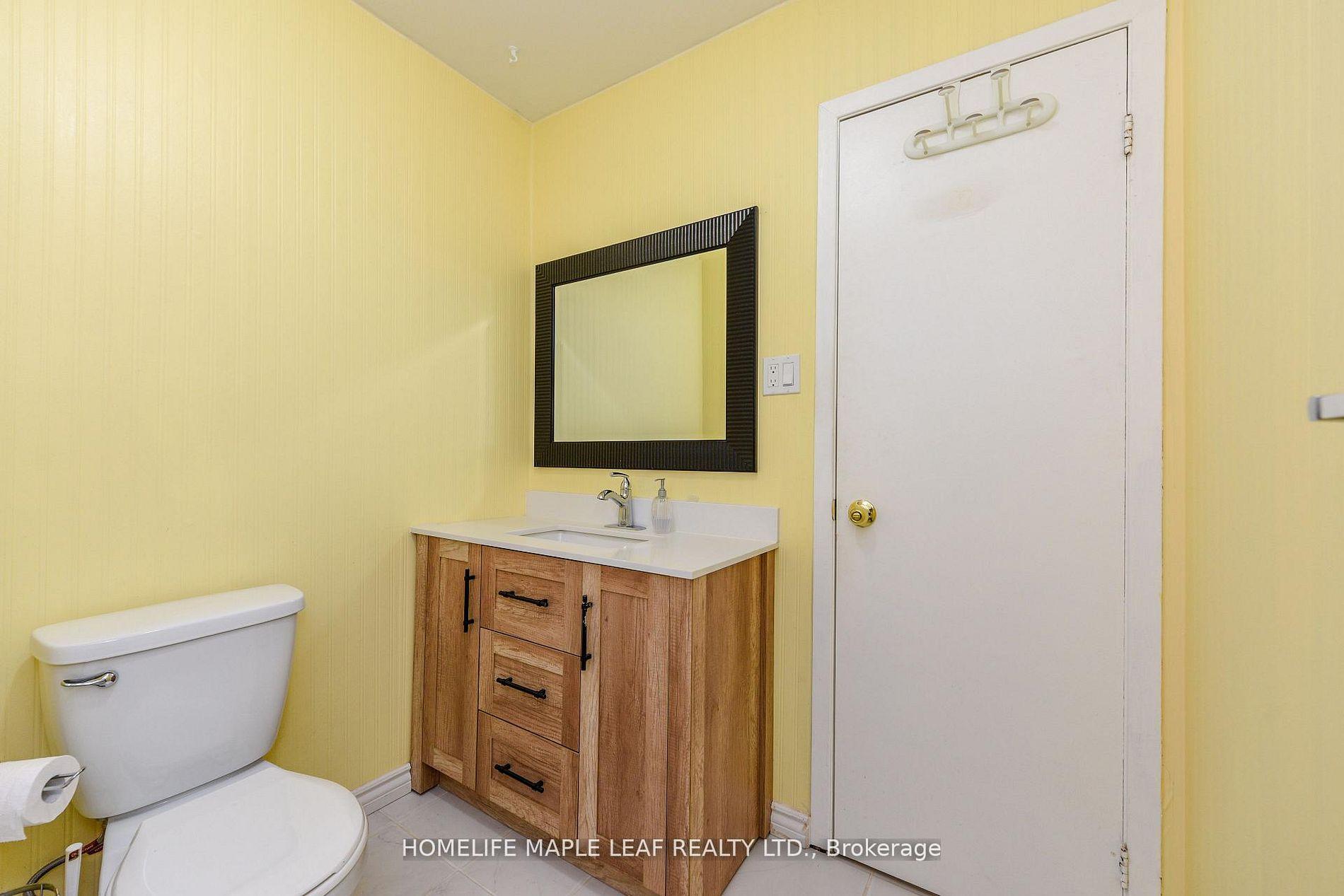 Photo 36 of 85 Enmount Drive, Brampton, Southgate — HOMEH