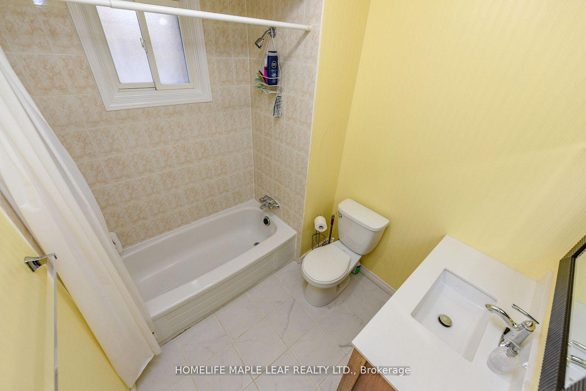 Photo 38 of 85 Enmount Drive, Brampton, Southgate — HOMEH
