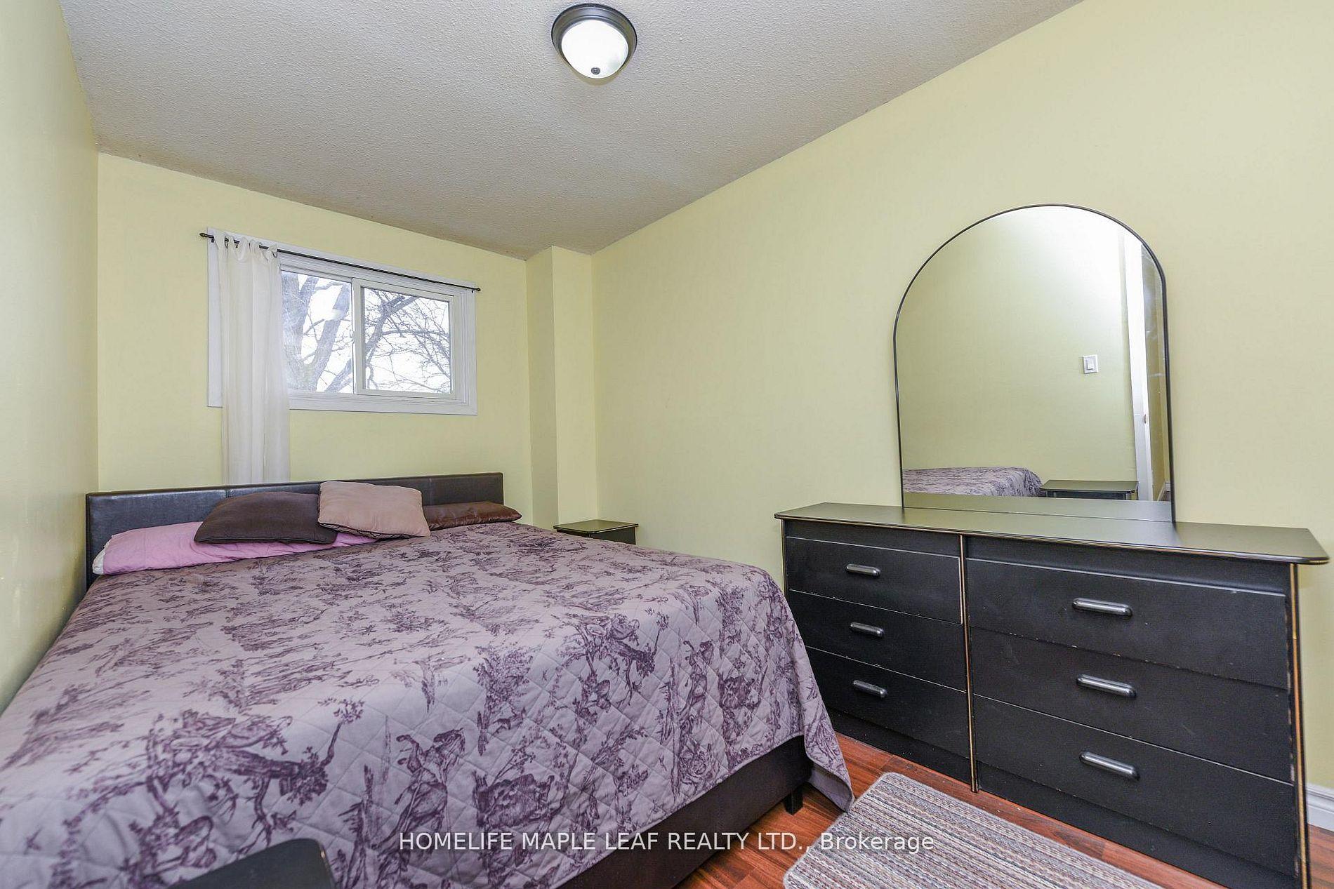 Photo 39 of 85 Enmount Drive, Brampton, Southgate — HOMEH