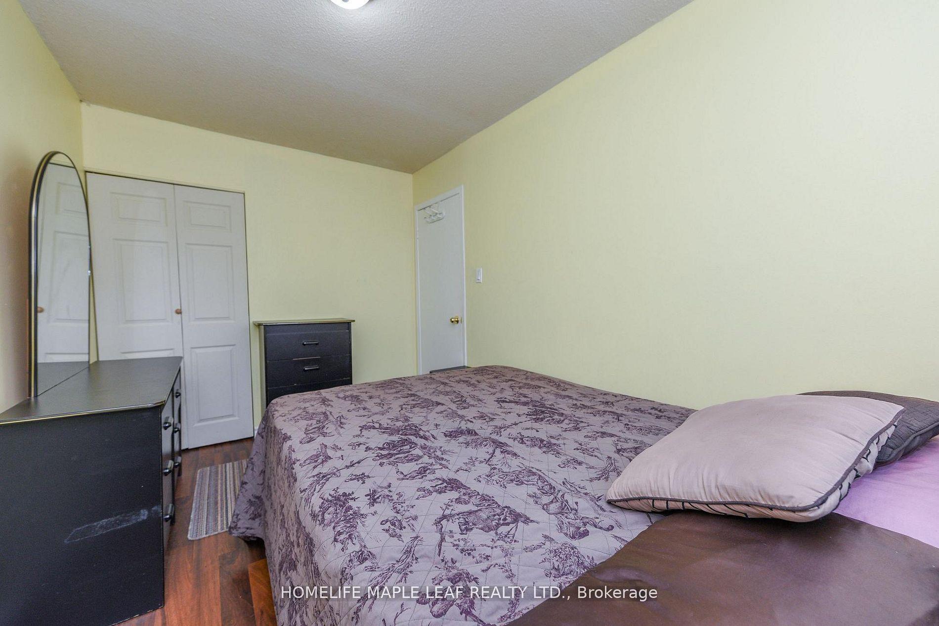 Photo 41 of 85 Enmount Drive, Brampton, Southgate — HOMEH