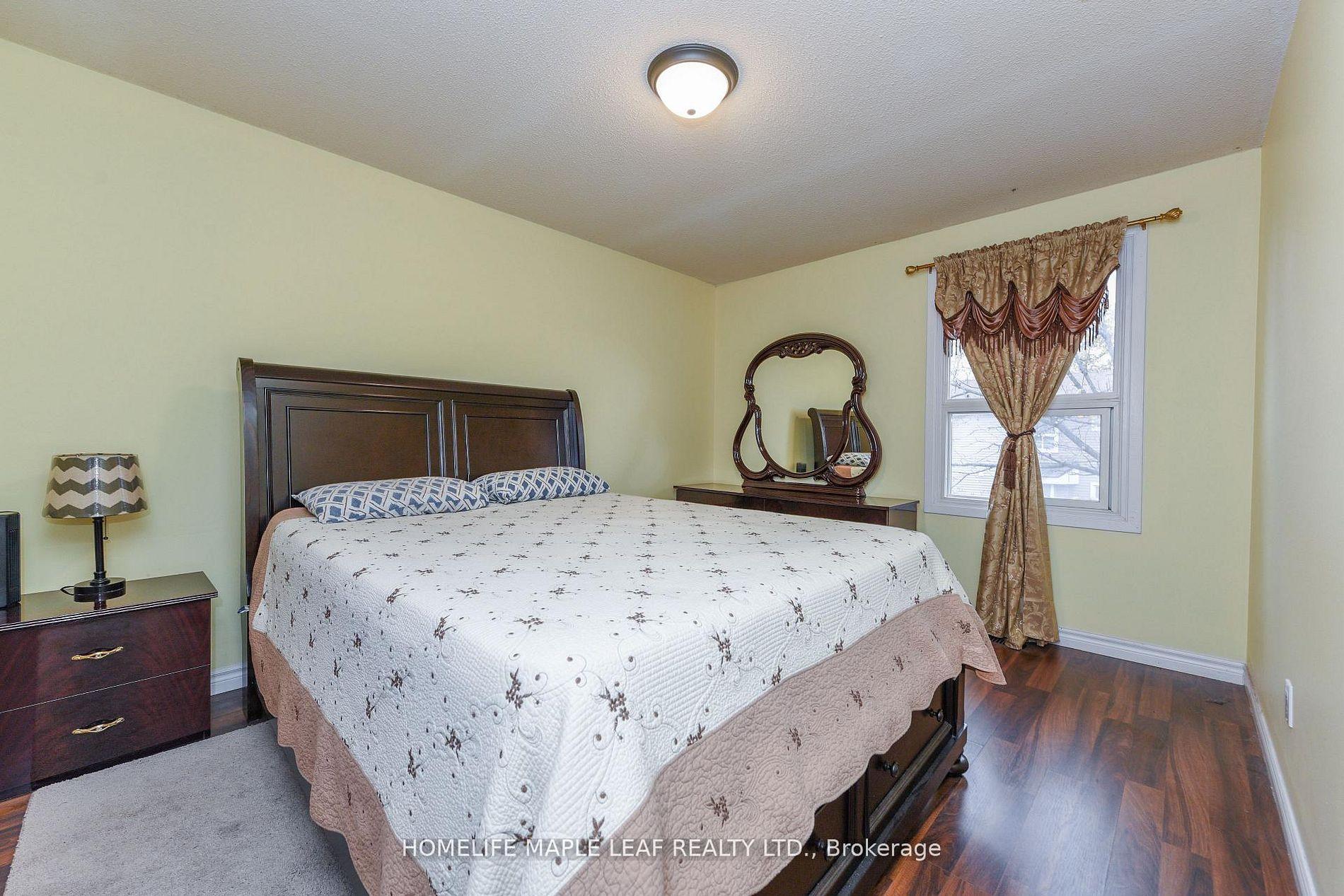 Photo 42 of 85 Enmount Drive, Brampton, Southgate — HOMEH