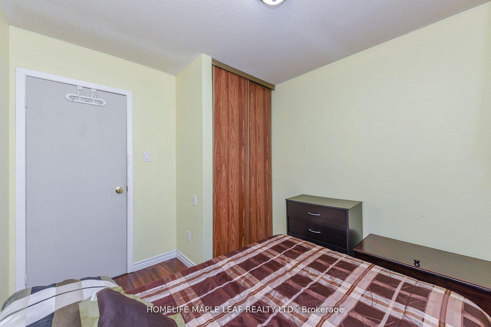 Photo 47 of 85 Enmount Drive, Brampton, Southgate — HOMEH