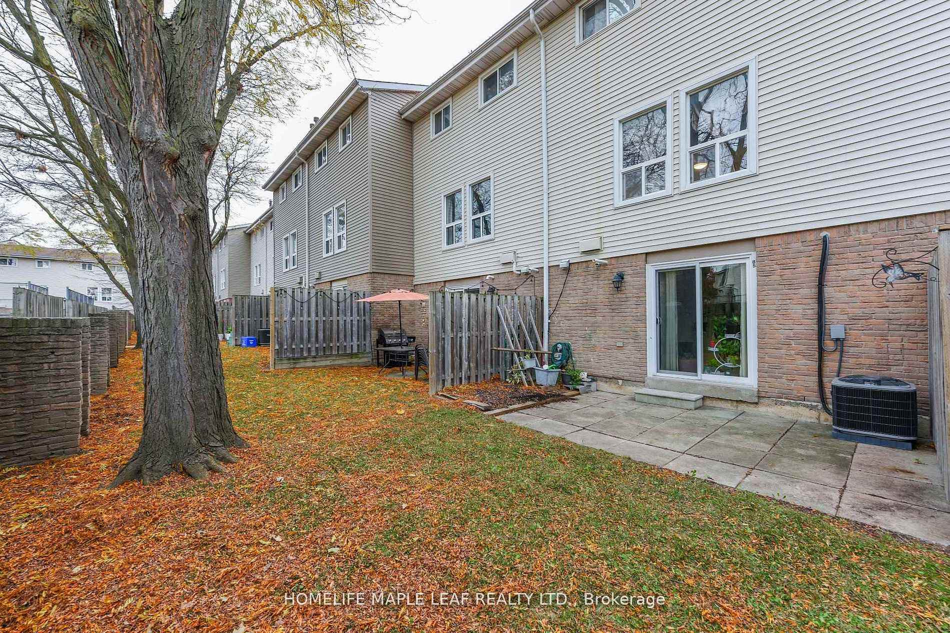 Photo 48 of 85 Enmount Drive, Brampton, Southgate — HOMEH