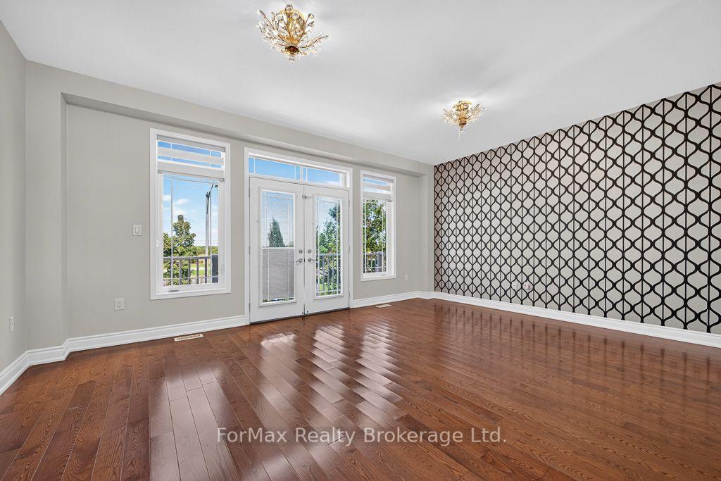 Photo 19 of 35 Seascape Crescent, Brampton, Bram East — HOMEH