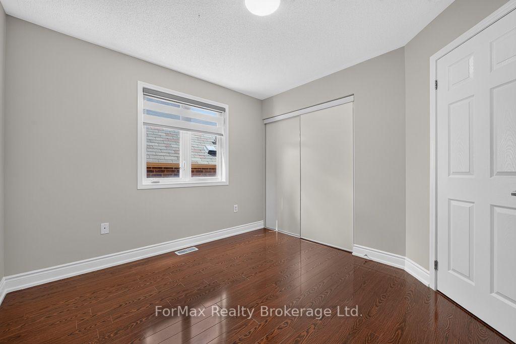 Photo 31 of 35 Seascape Crescent, Brampton, Bram East — HOMEH