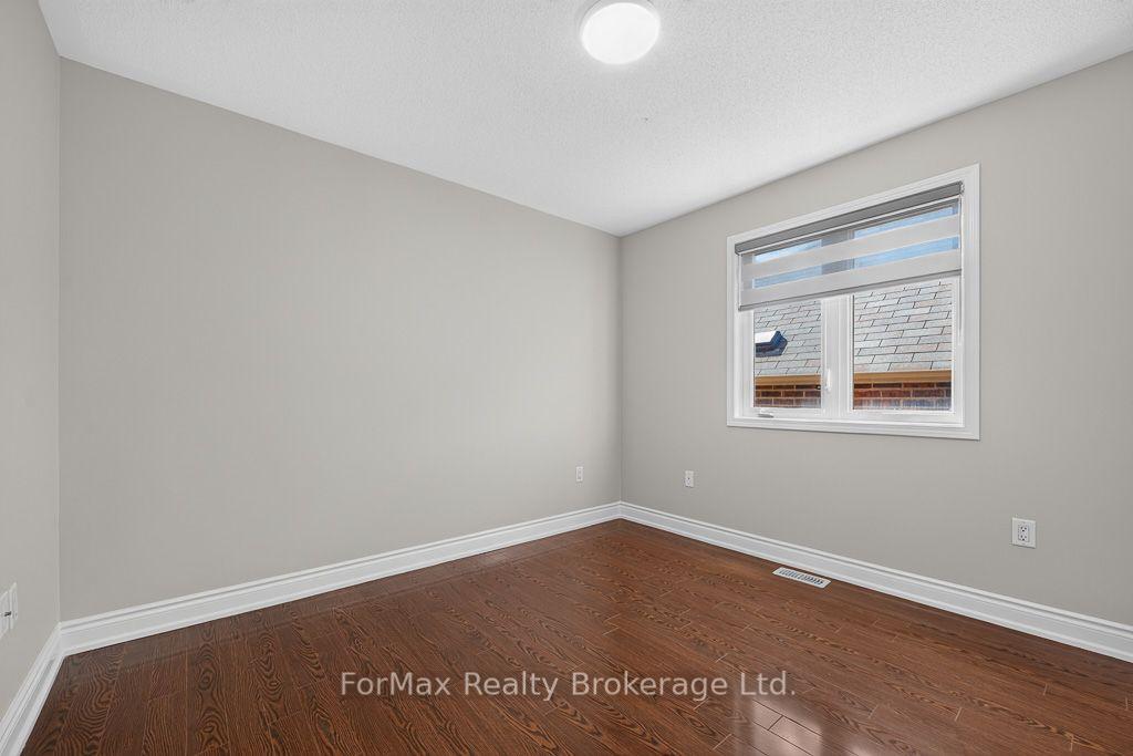 Photo 32 of 35 Seascape Crescent, Brampton, Bram East — HOMEH