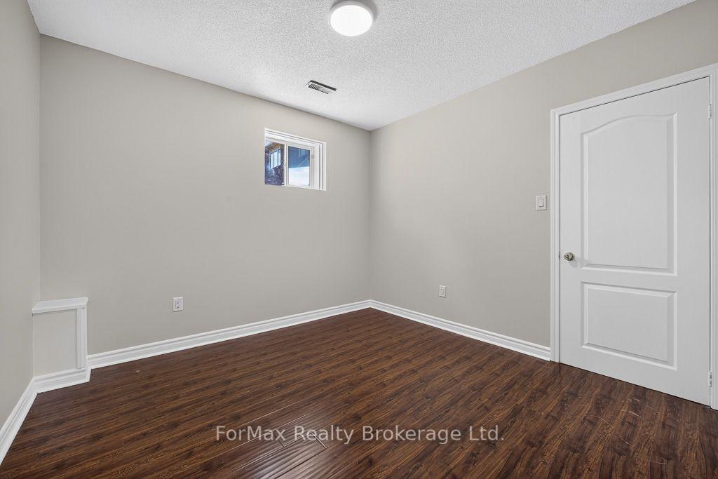 Photo 42 of 35 Seascape Crescent, Brampton, Bram East — HOMEH