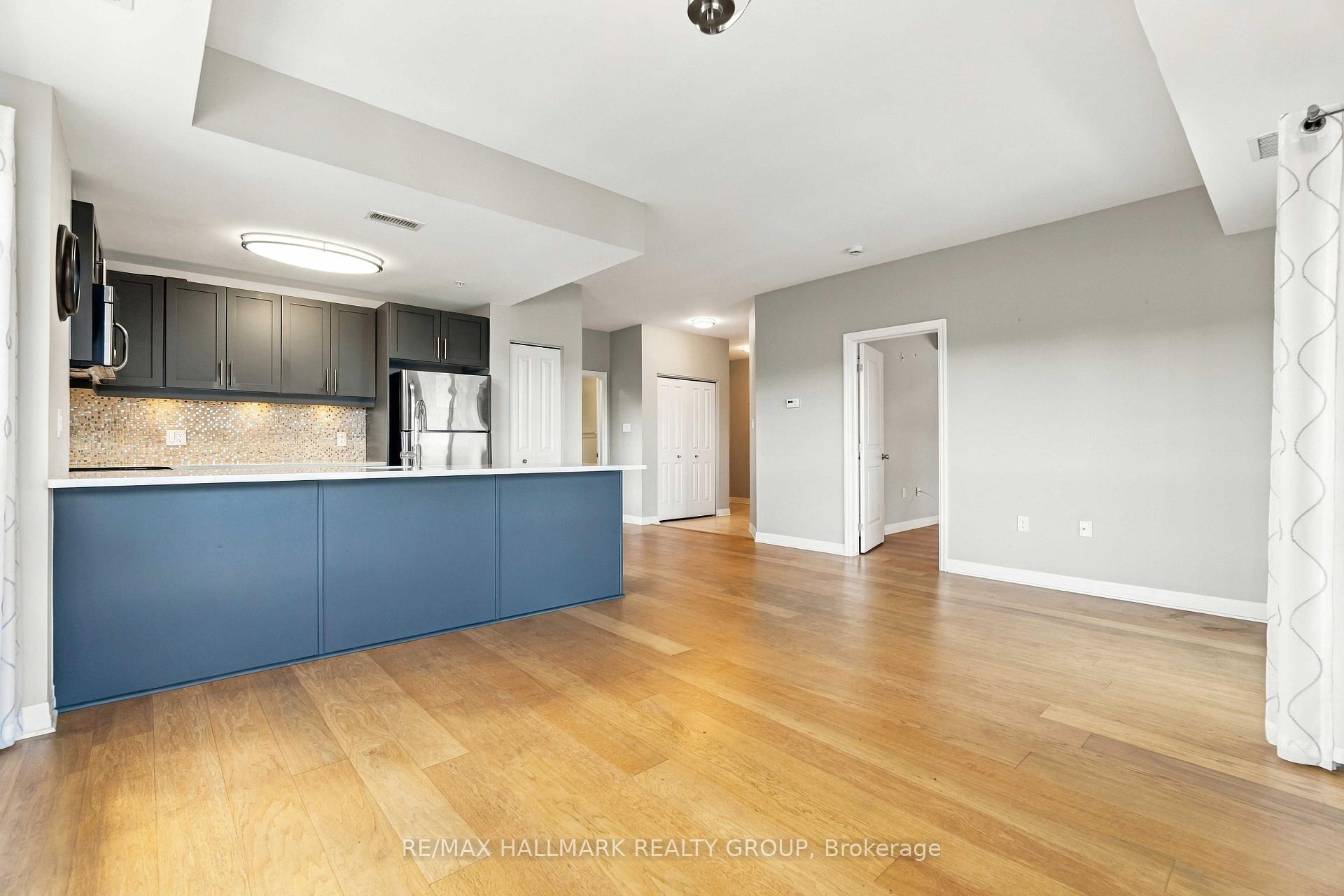 Photo 8 of Unit 406, 200 Winterfell Private, Ottawa, Hunt Club Park — HOMEH